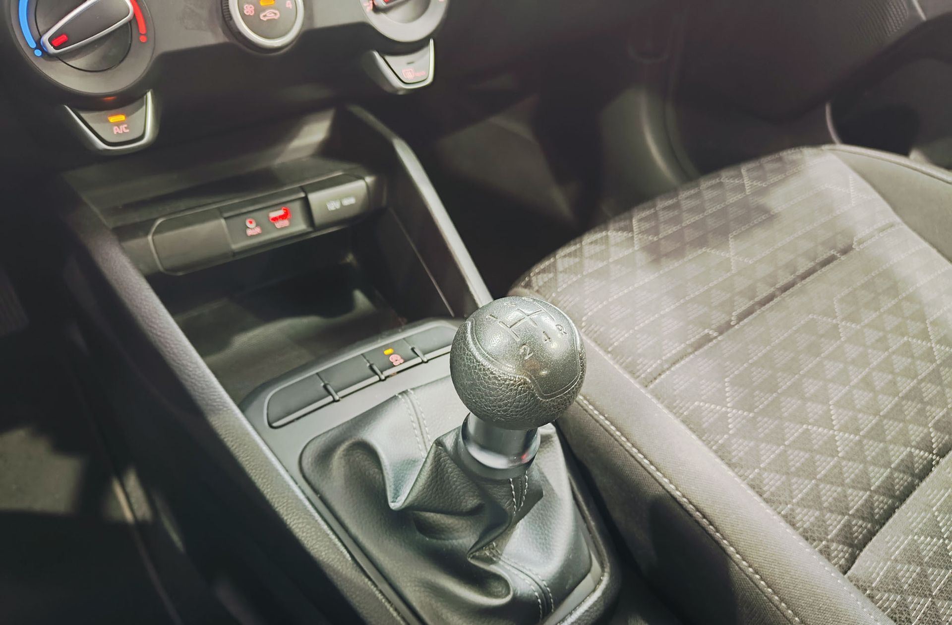 Kia Rio 1.2 Cvvt Concept - foto 5