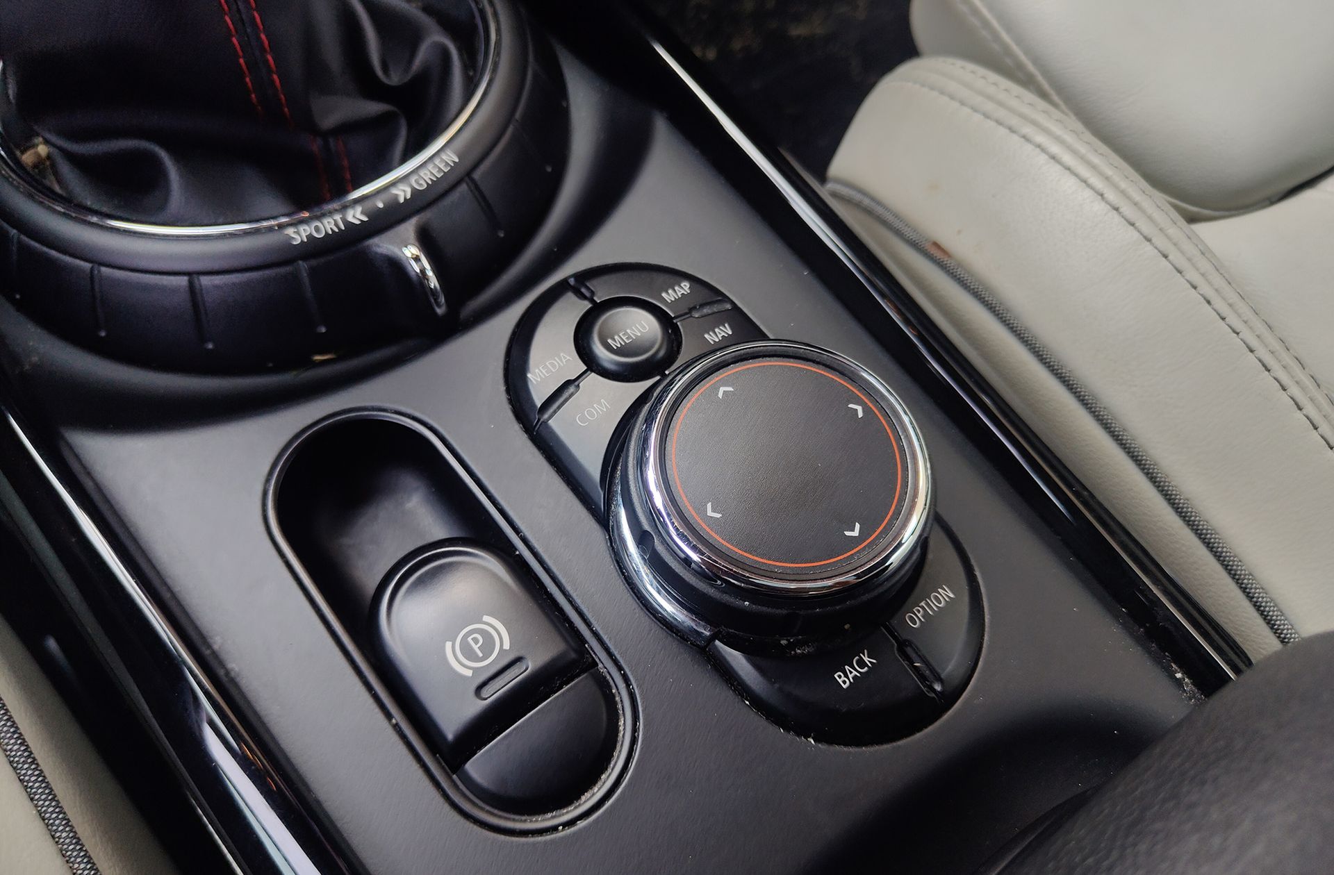 MINI Clubman John Cooper Works ALL4 - foto 35