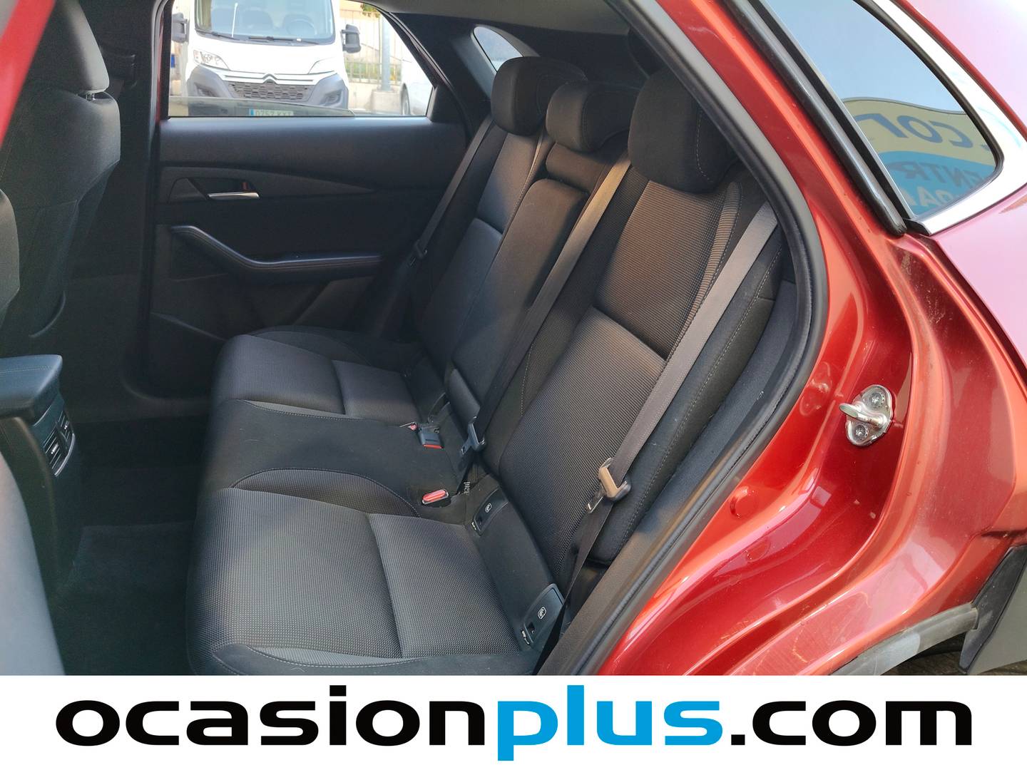 Foto asientos traseros Mazda CX-30 Mazda CX-30 2.0 Skyactiv-G Evolution 2WD (122 CV)