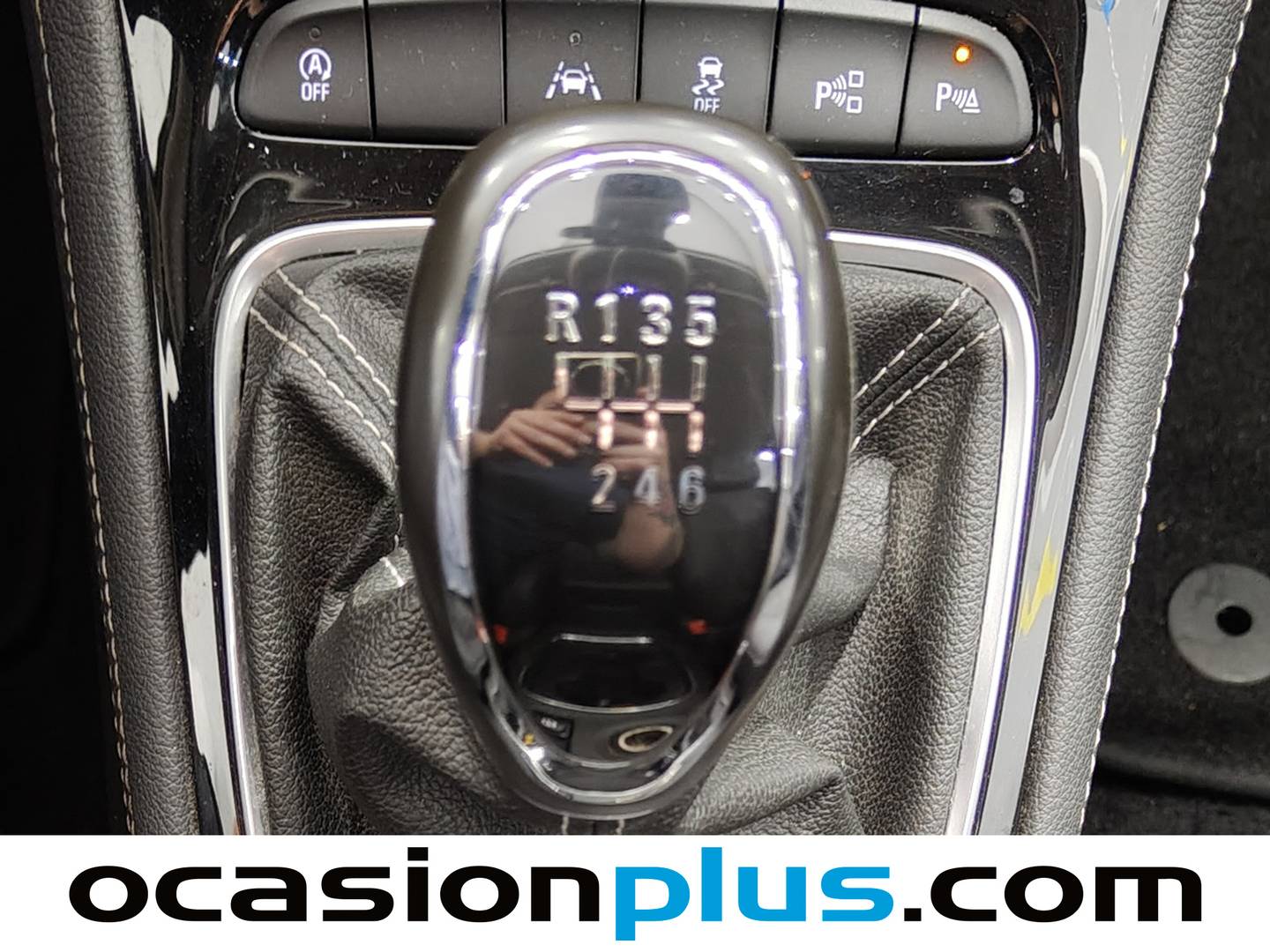 Opel Astra Opel Astra Sports Tourer 1.2 Turbo SHR Elegance (145 CV) de segunda mano