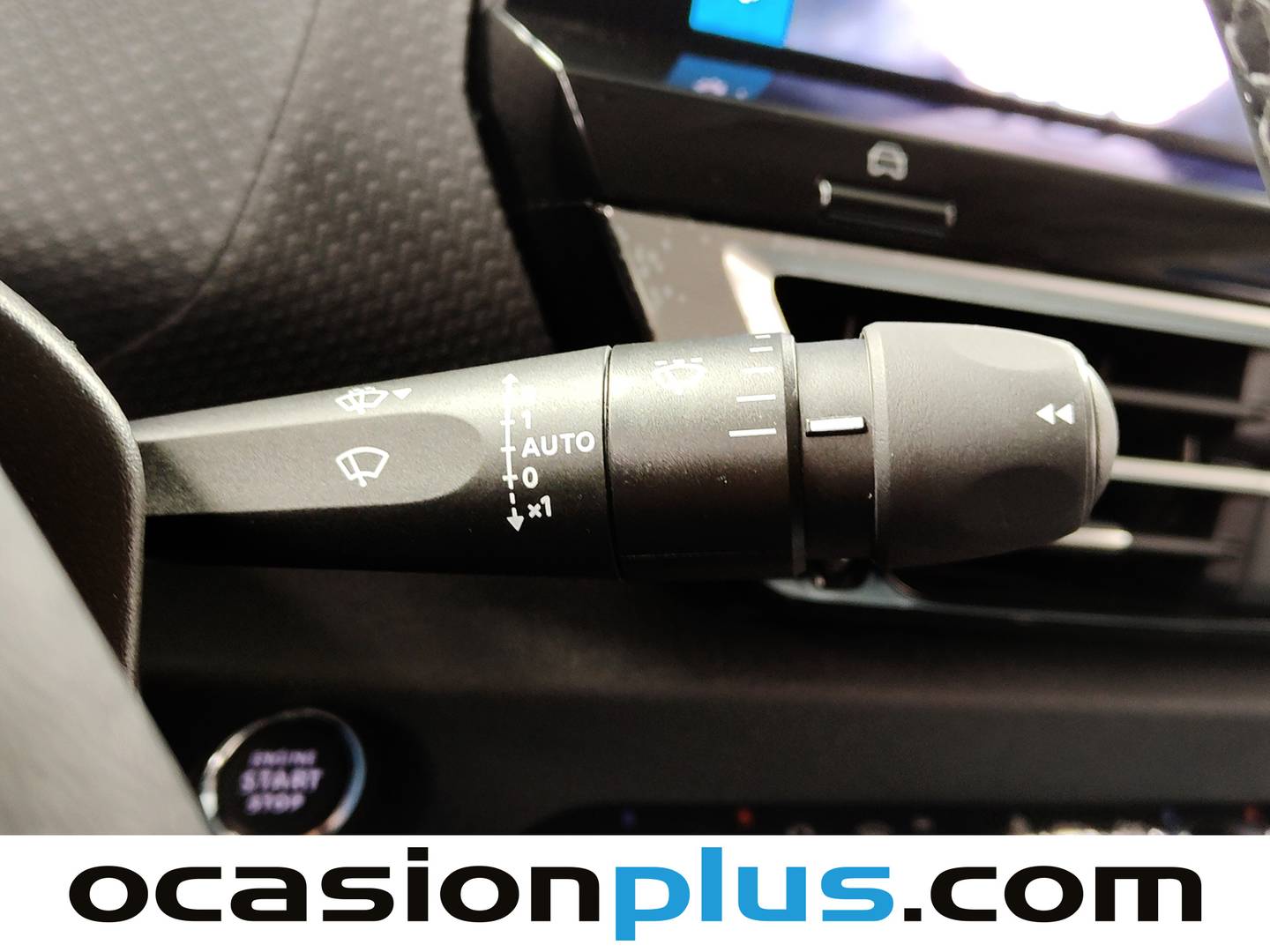 Foto Citroën C4 X Citroen C4 X 1.2 PureTech 130 S&S Shine EAT8 (131 CV)