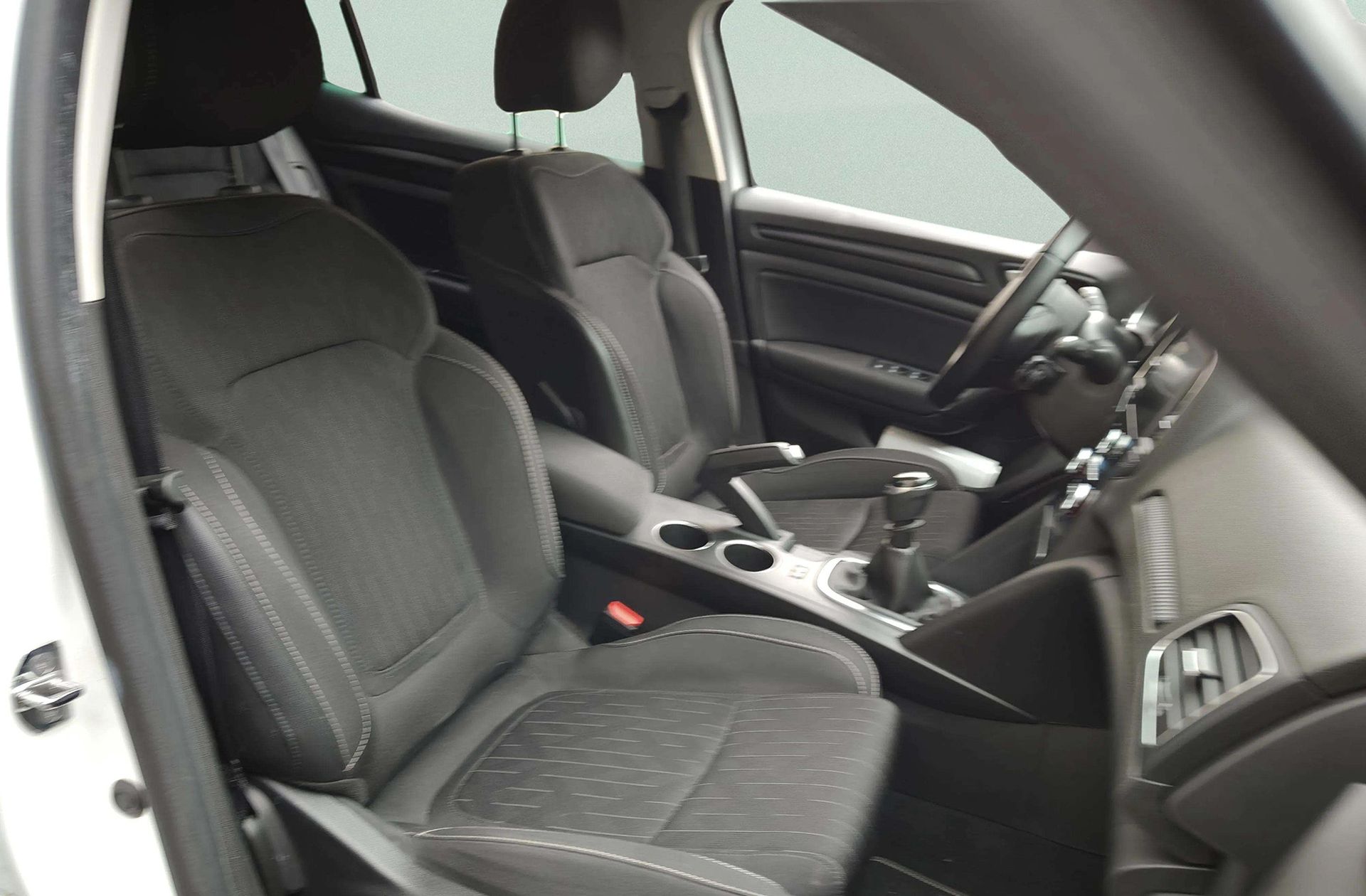 Renault Mégane Limited TCe - foto 18