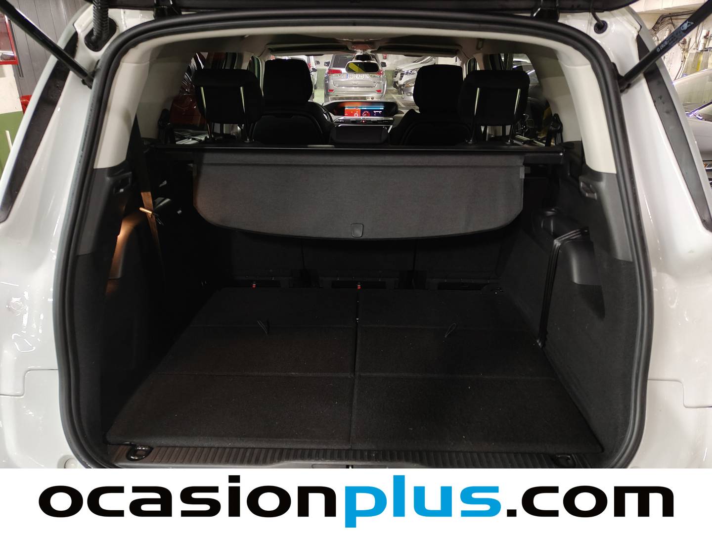Foto asientos delanteros Citroën Grand C4 Spacetourer Citroën Grand C4 Spacetourer PureTech 130 S&S Shine Pack EAT8 7 Plazas (130 CV)