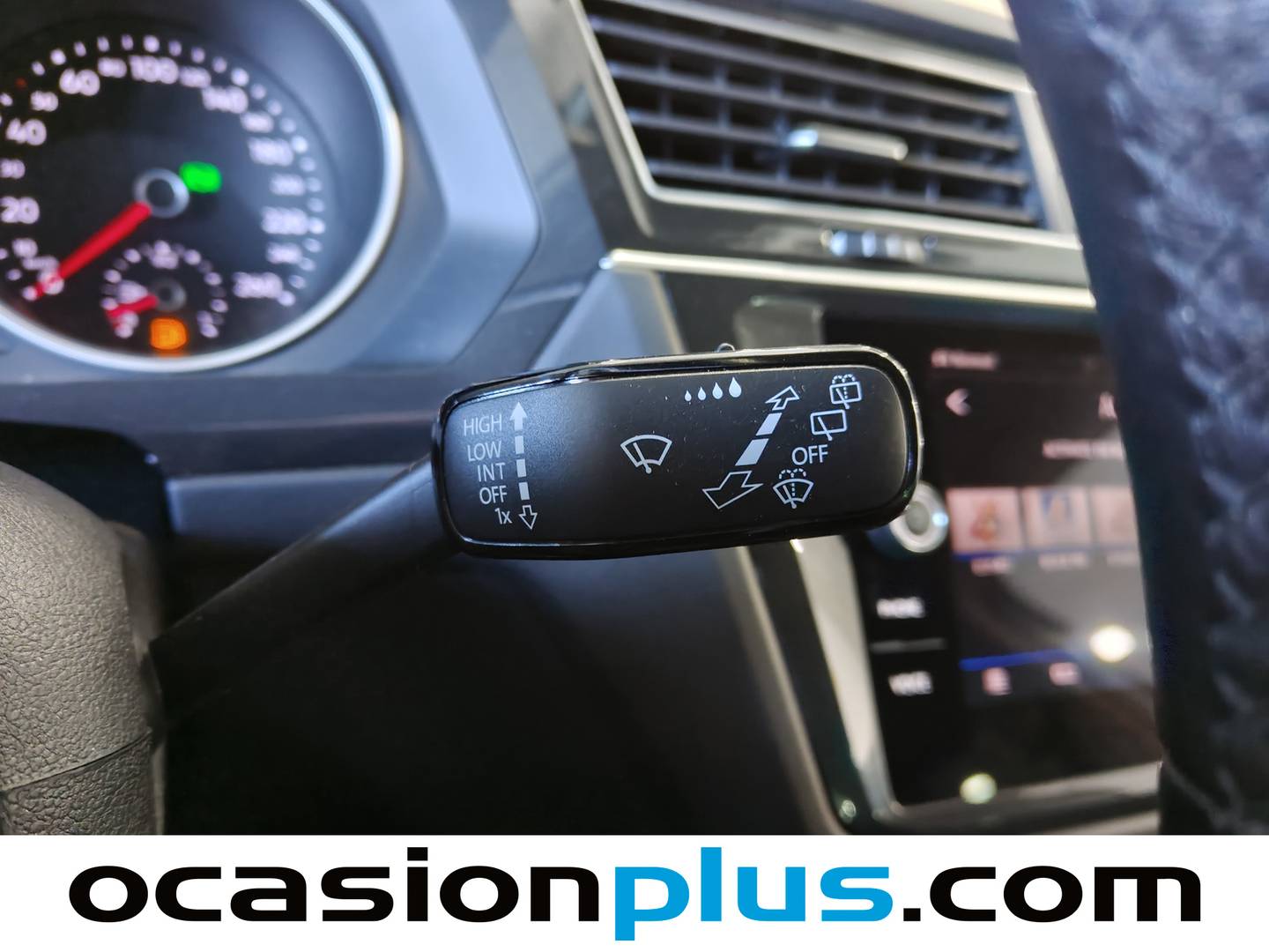 Foto Volkswagen Tiguan Volkswagen Tiguan Advance 1.5 TSI (150 CV) DSG Pack R-Line