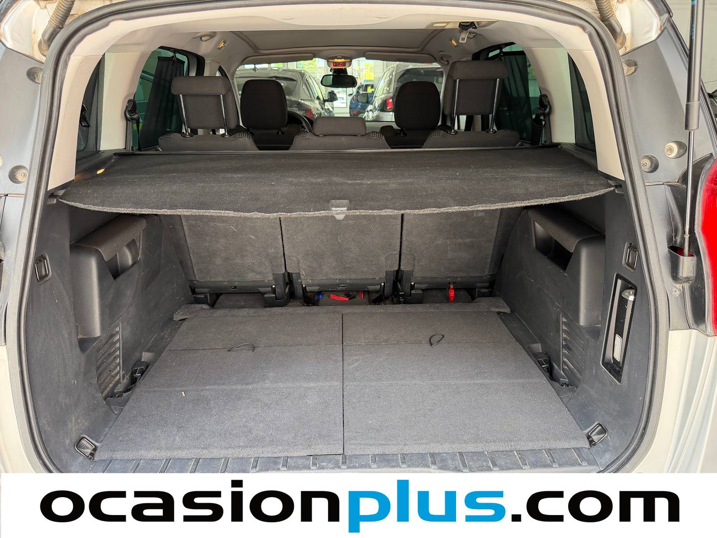 Fotos maletero Peugeot 5008 Peugeot 5008 1.6 HDI Allure FAP (115 CV)