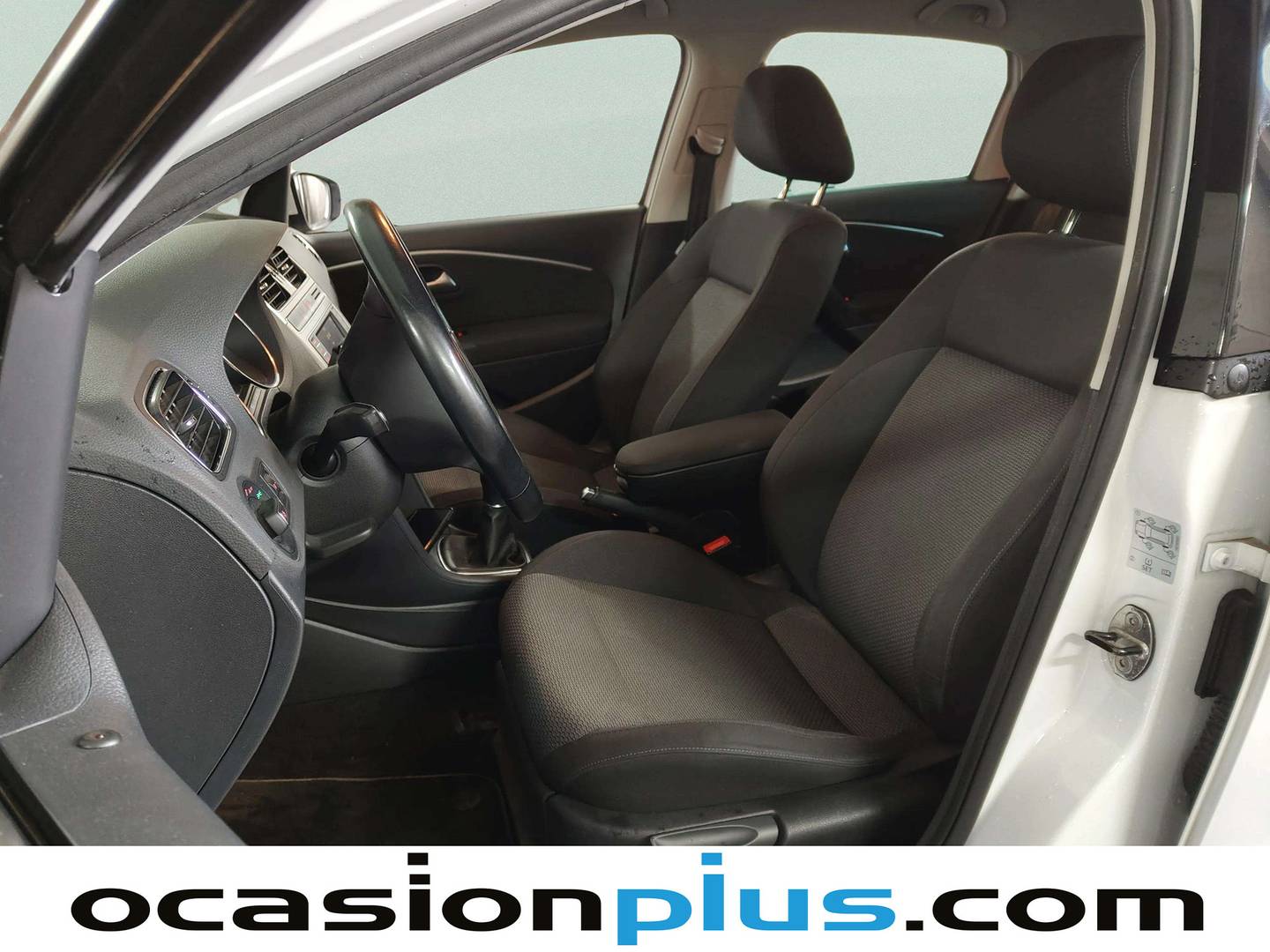 Foto asientos delanteros Volkswagen Polo Volkswagen Polo Sport 1.2 TSI BMT (90 CV)