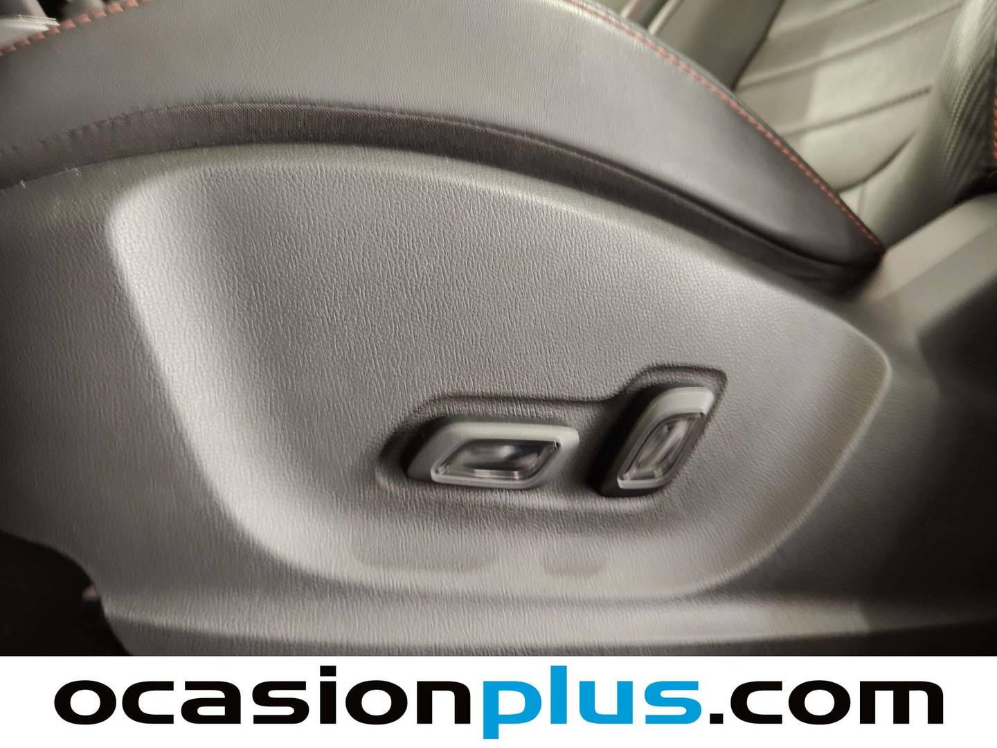 Acabados MG ZS MG ZS 1.0T Luxury  (111 CV)