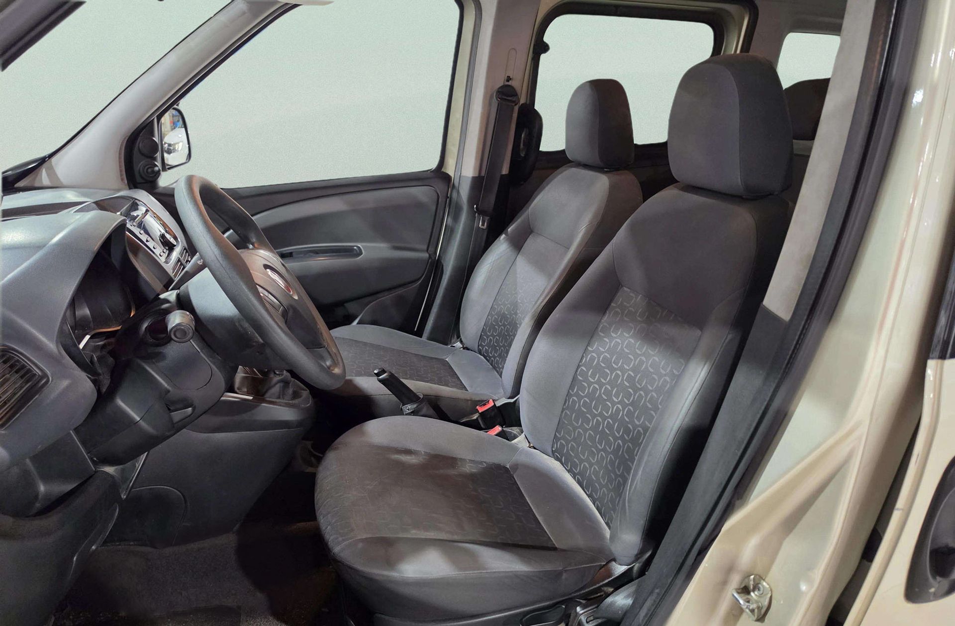 Fiat Doblò Panorama 1.6 MultiJet Dynamic - foto 8