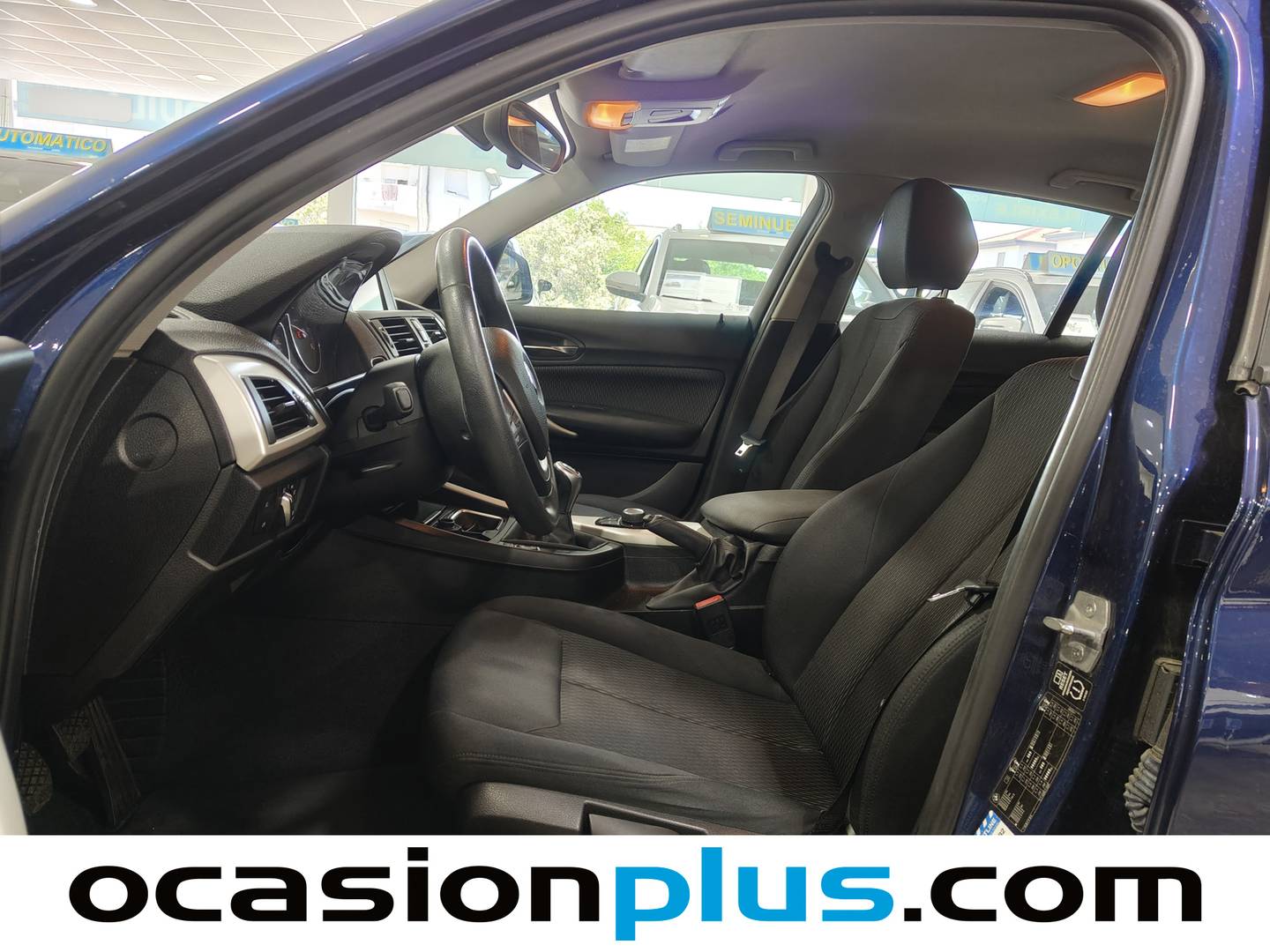 Foto asientos delanteros BMW Serie 1 BMW Serie 1 116d (116 CV)