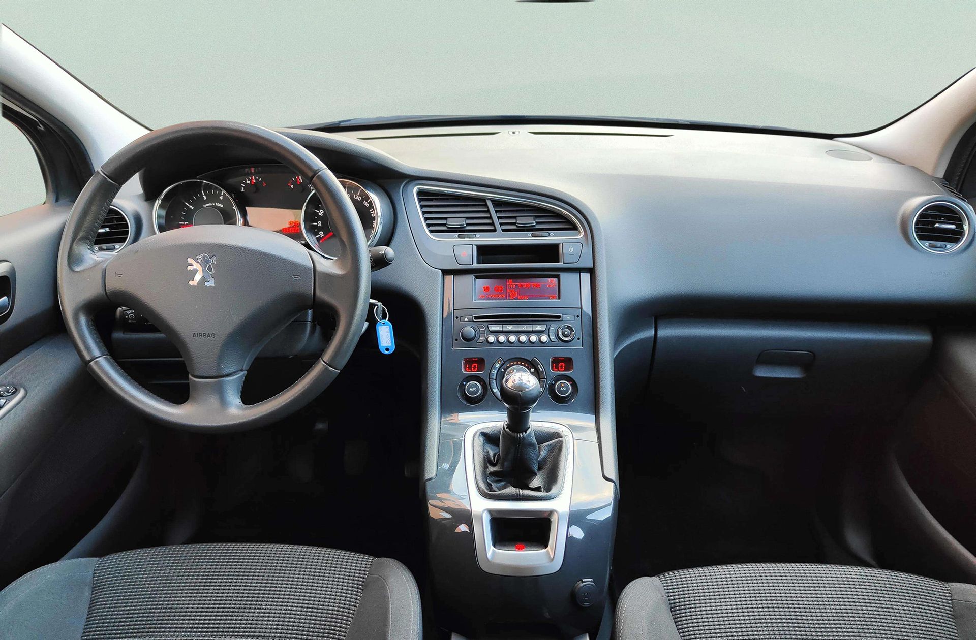 Peugeot 5008 Active VTi 7 plazas - foto 7