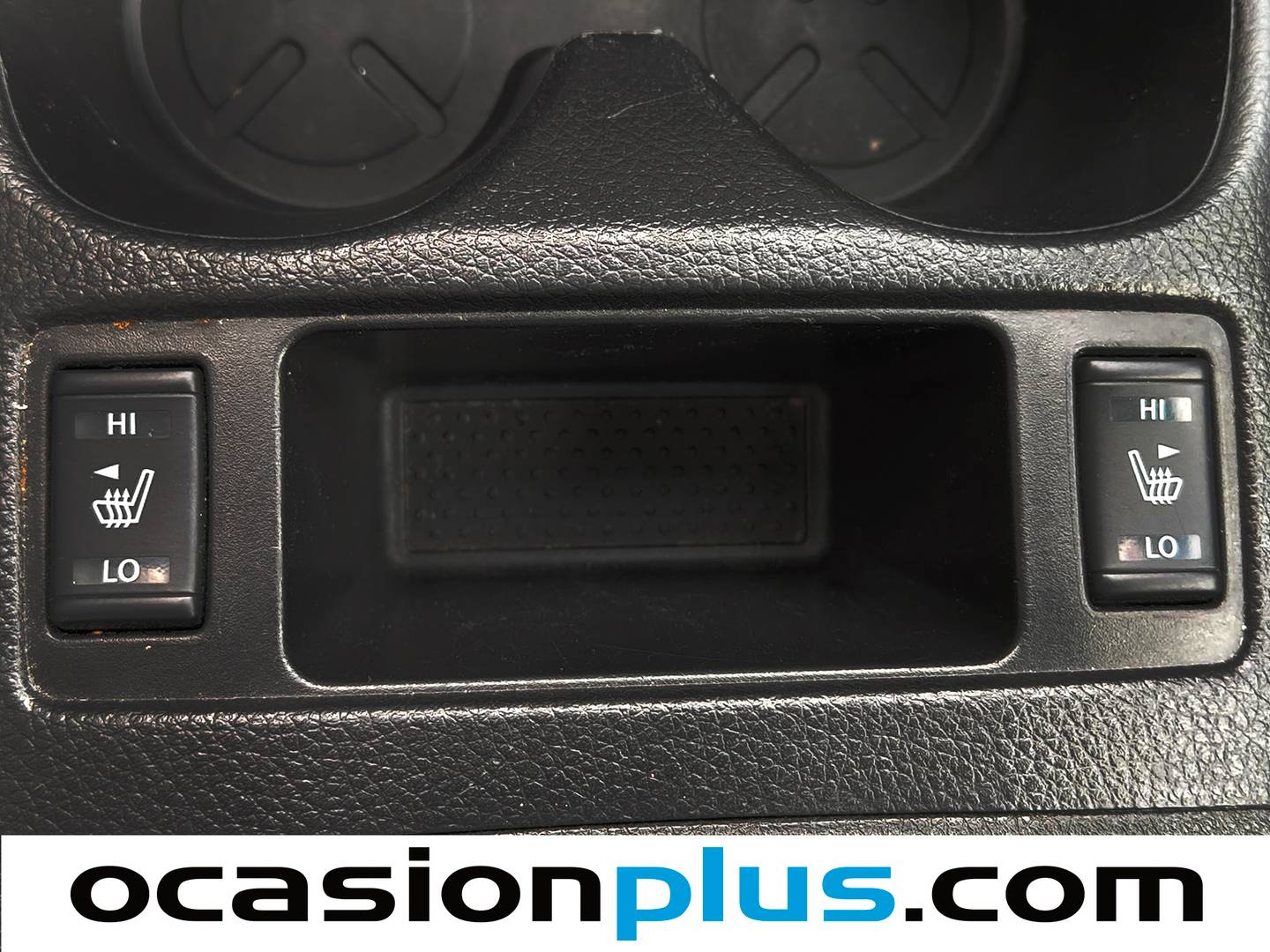 Equipamiento del Nissan X-TRAIL Nissan X-Trail 1.6 dCi Tekna 4x2 XTronic (130 CV) 7 Plazas