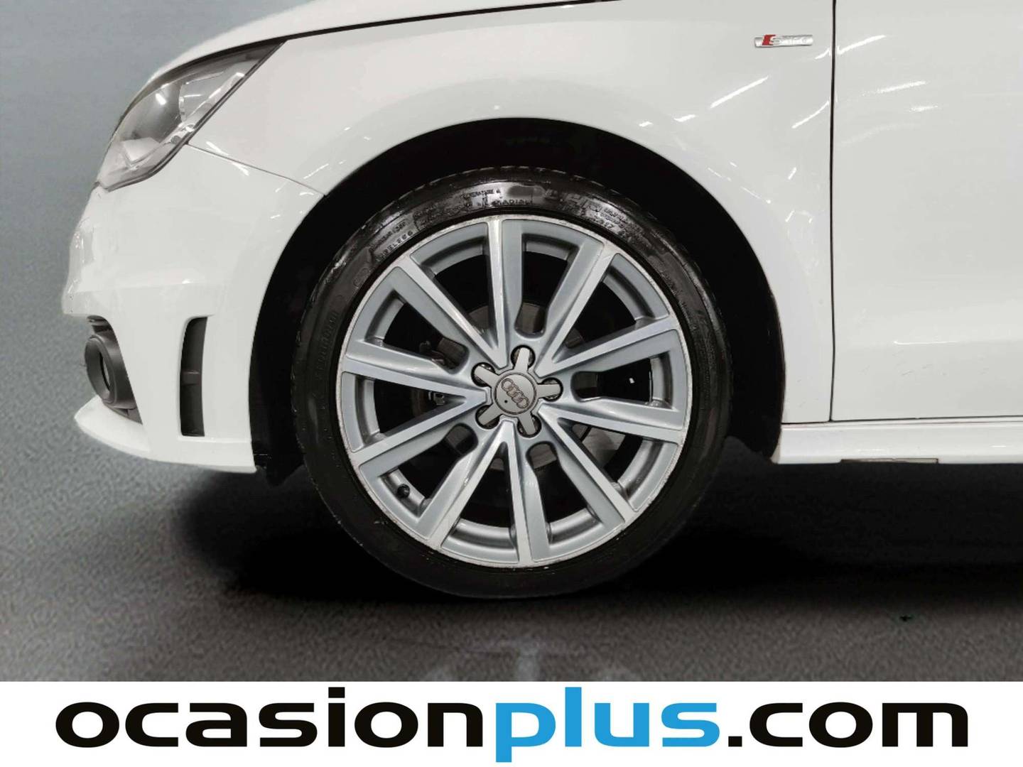 Audi A1 Audi A1 Sportback Audi A1 Sportback Adrenalin 1.6 TDI 66 kW Pack S-line (90 CV) S tronic automático