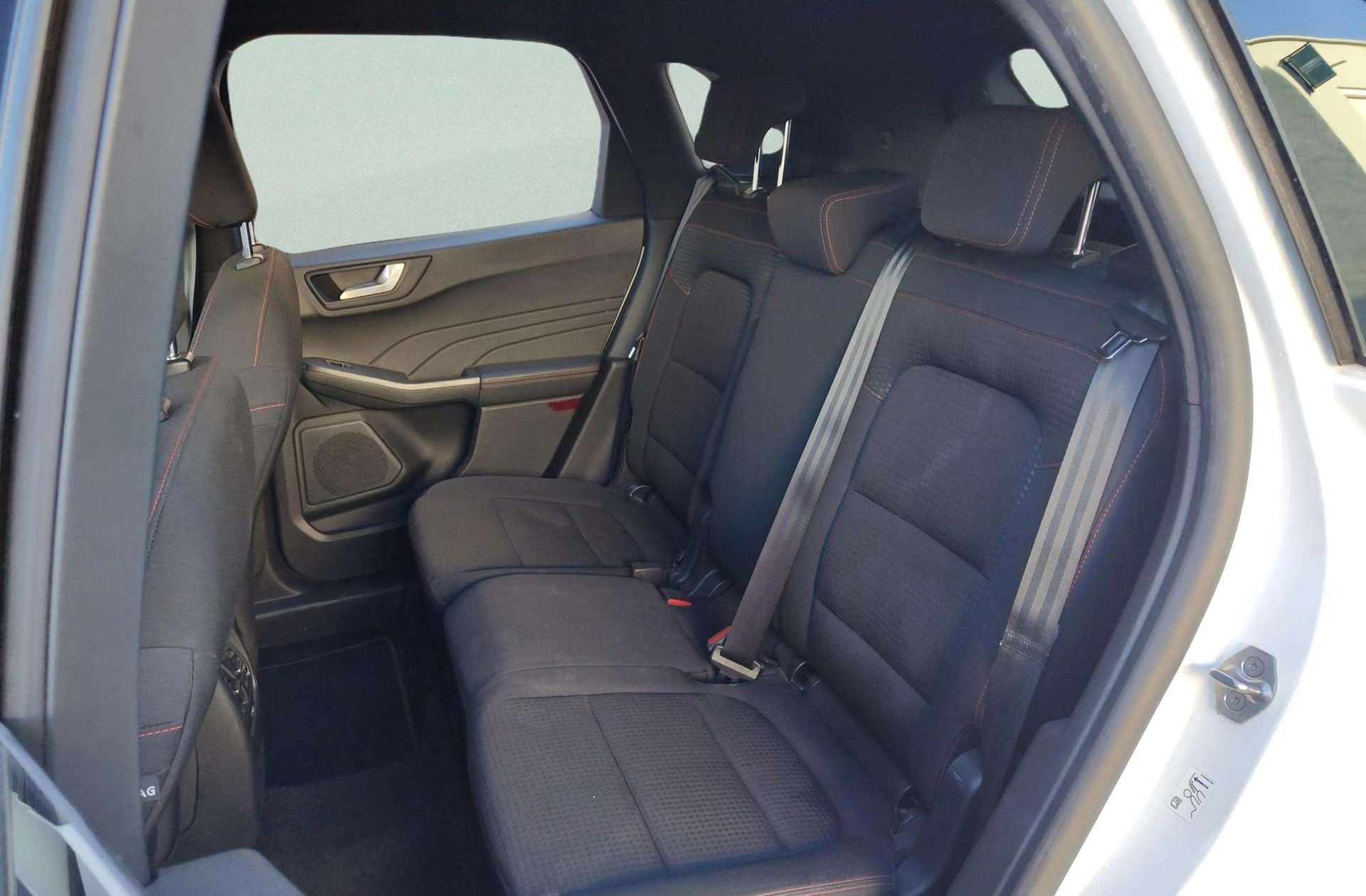 Ford Kuga 1.5 EcoBlue ST-Line - foto 13