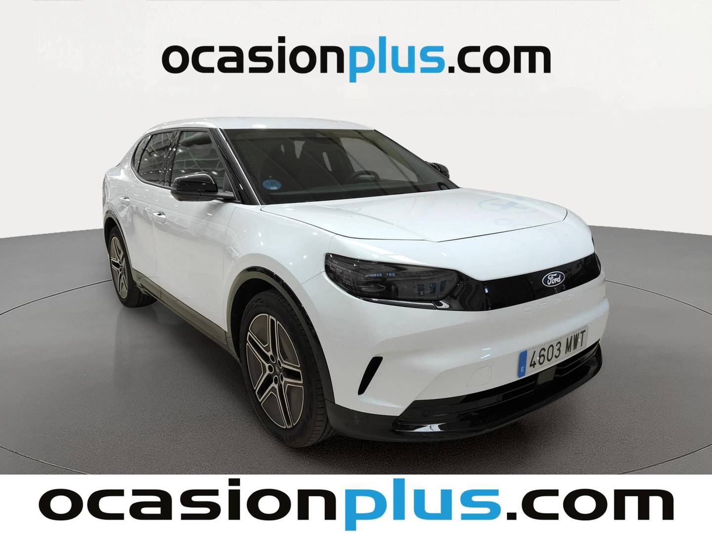 Foto delantera Ford Capri Ford Capri CX740L Premium Rango Extendido RWD 77kWh (286 CV) derecha