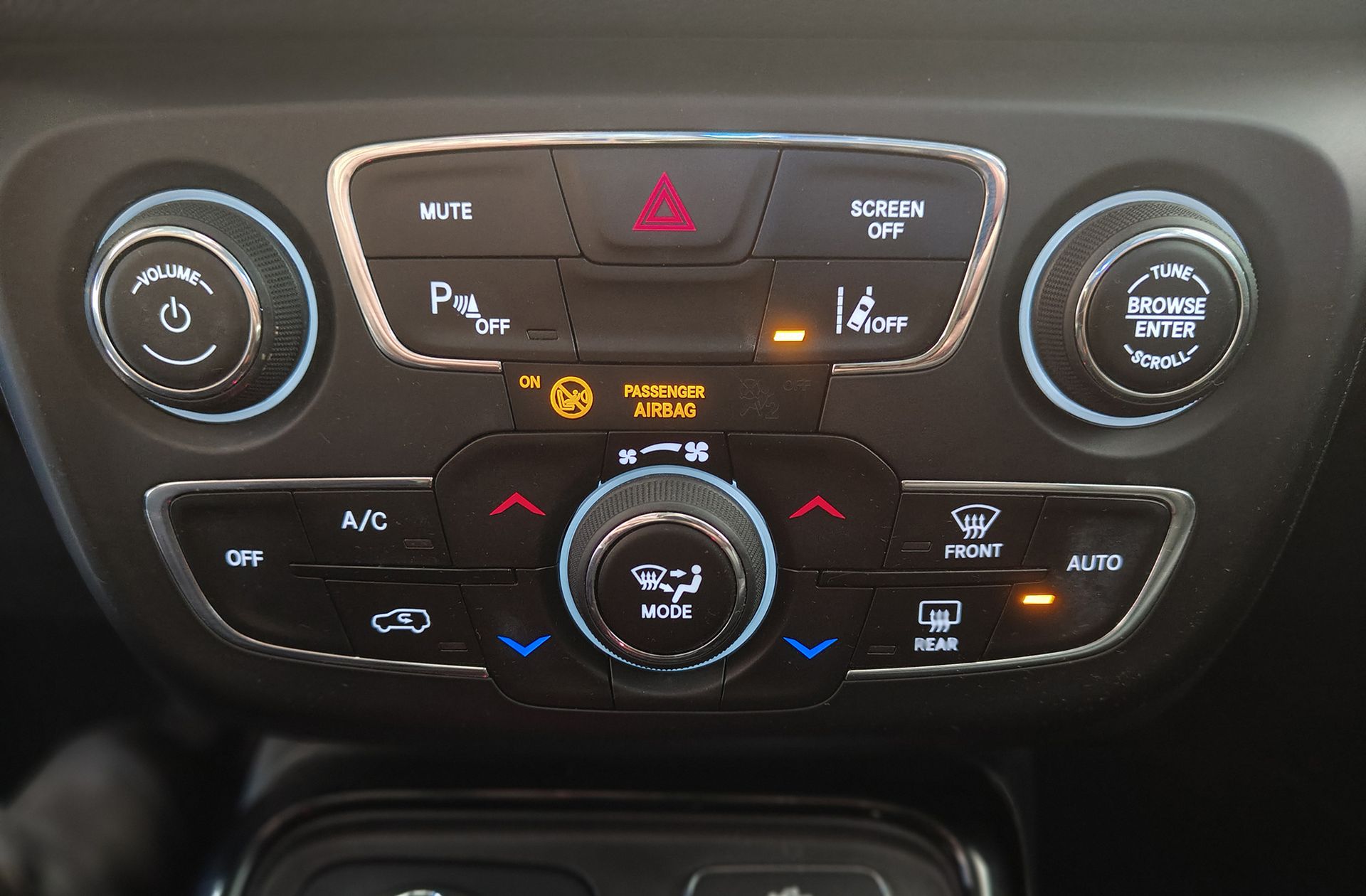 Jeep Compass 2.0 MultiJet Limited 4x4 AD - foto 30