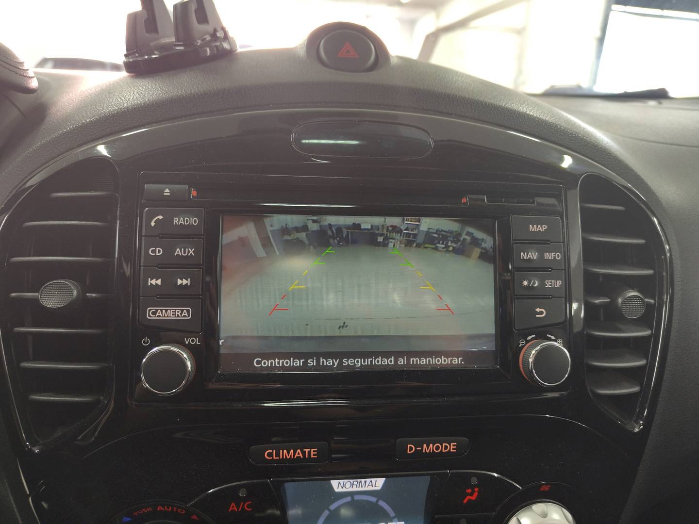 Extras del Nissan JUKE Nissan Juke G N-Connecta CVT (112 CV)
