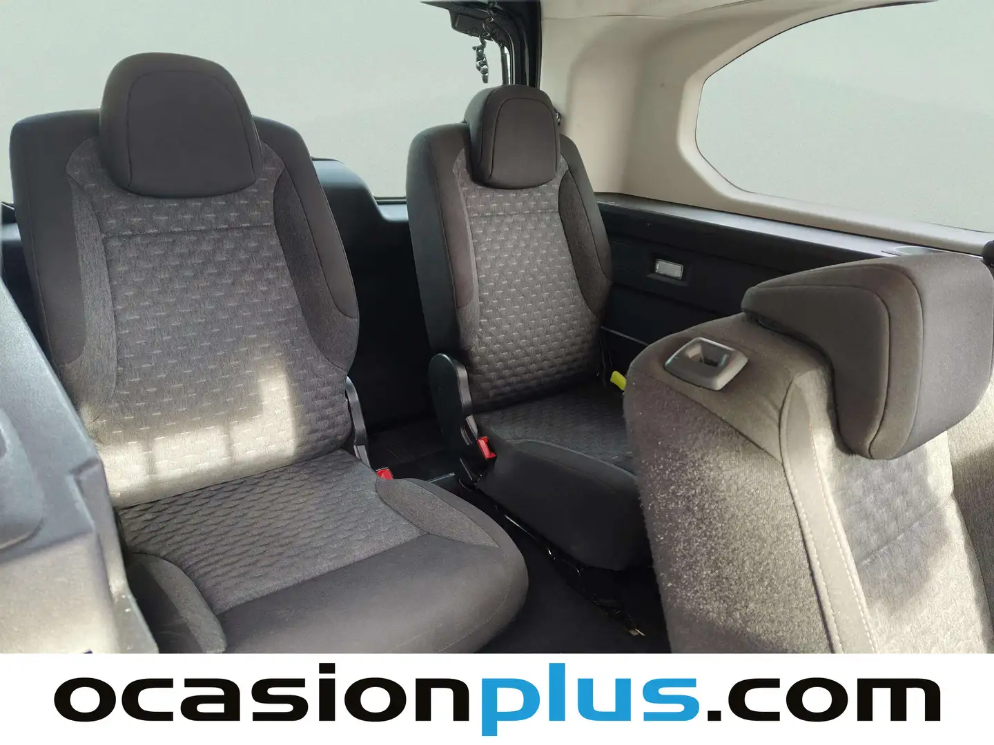 Foto Peugeot Rifter Peugeot Rifter BlueHDi 130 GT Long EAT8 (130 CV)