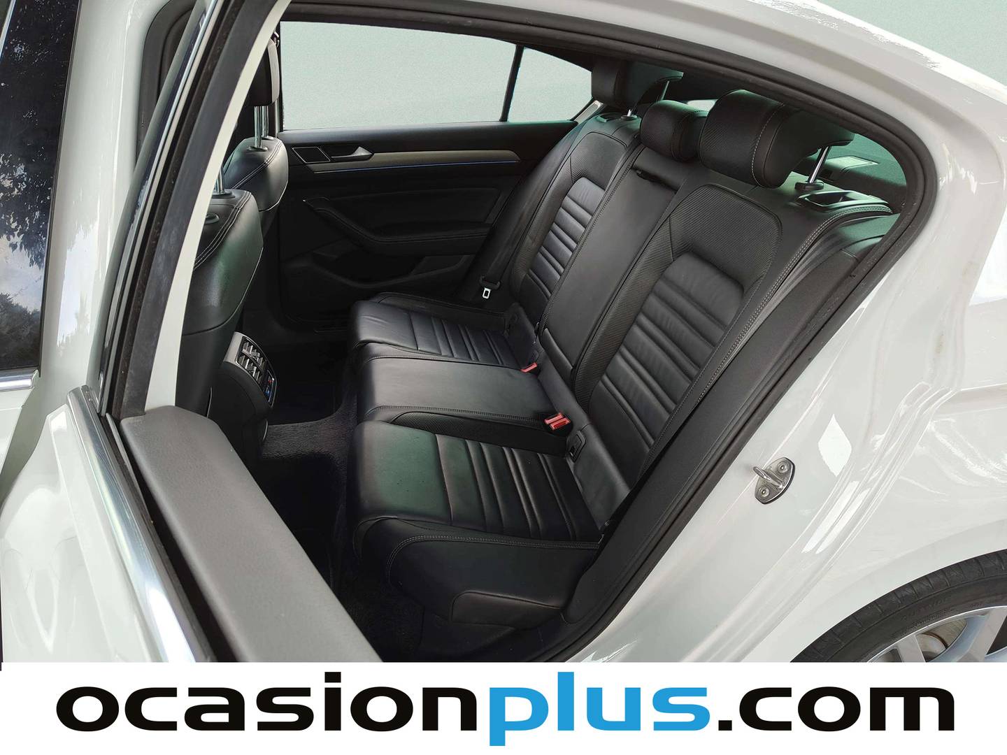 Foto asientos traseros Volkswagen Passat Volkswagen Passat Sport 1.8 TSI BMT (180 CV) DSG Pack R-line