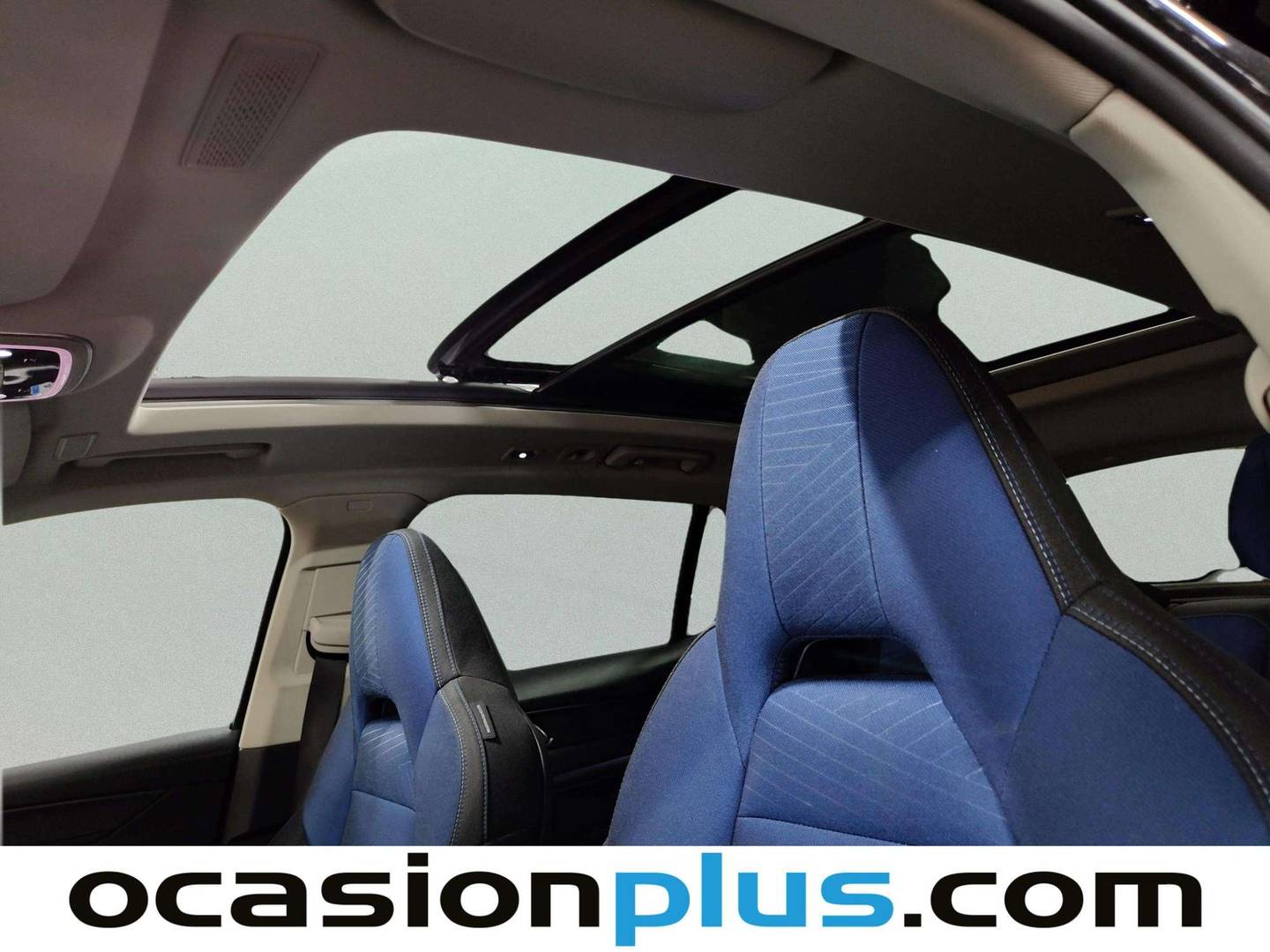 Extras y acabados del Lynk & Co 01 Lynk & Co 01 1.5 PHEV (261 CV)