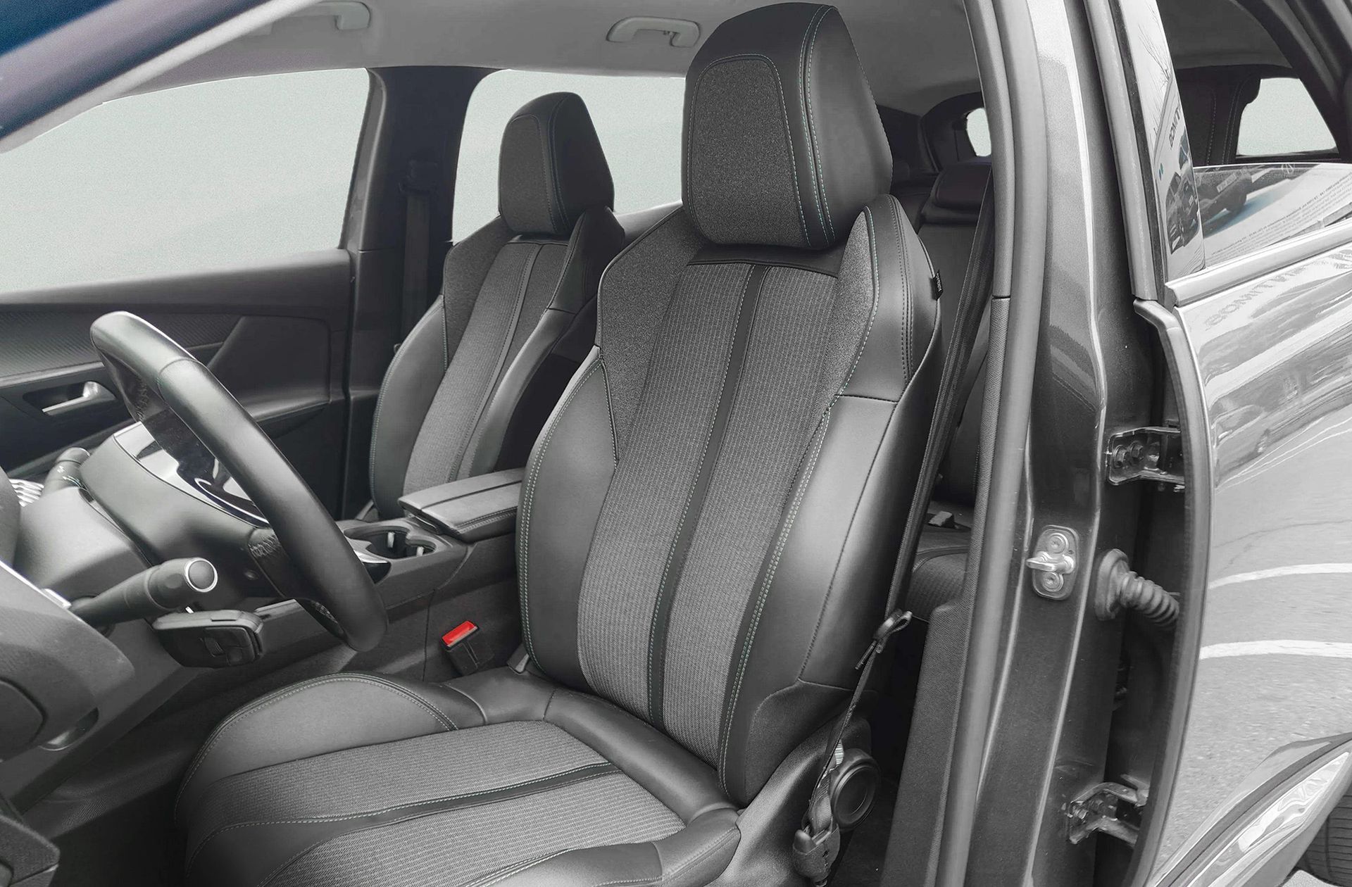 Peugeot 3008 PureTech 130 Allure - foto 11