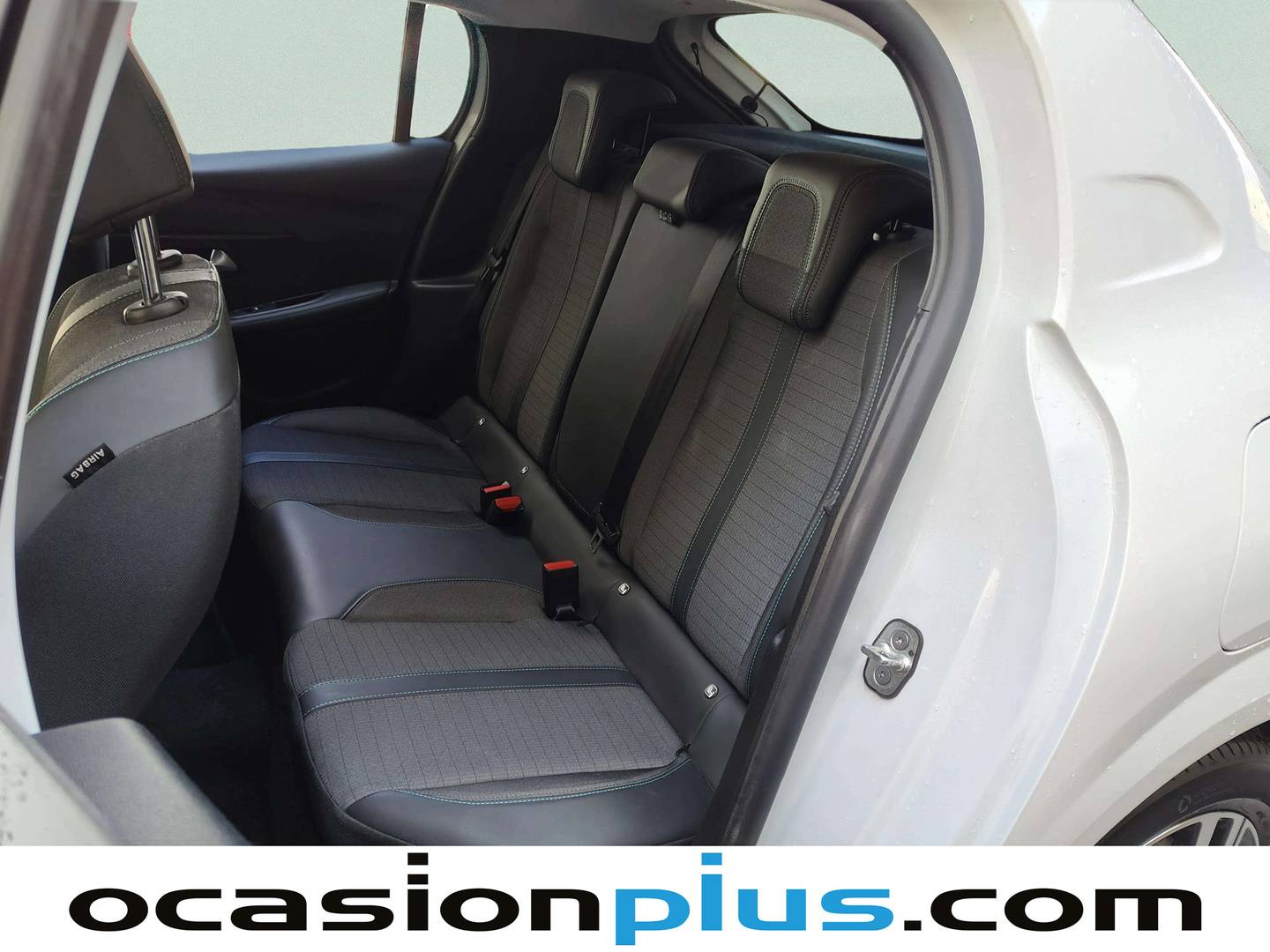 Foto asientos traseros Peugeot 208 Peugeot 208 PureTech 100 Allure (100 CV)