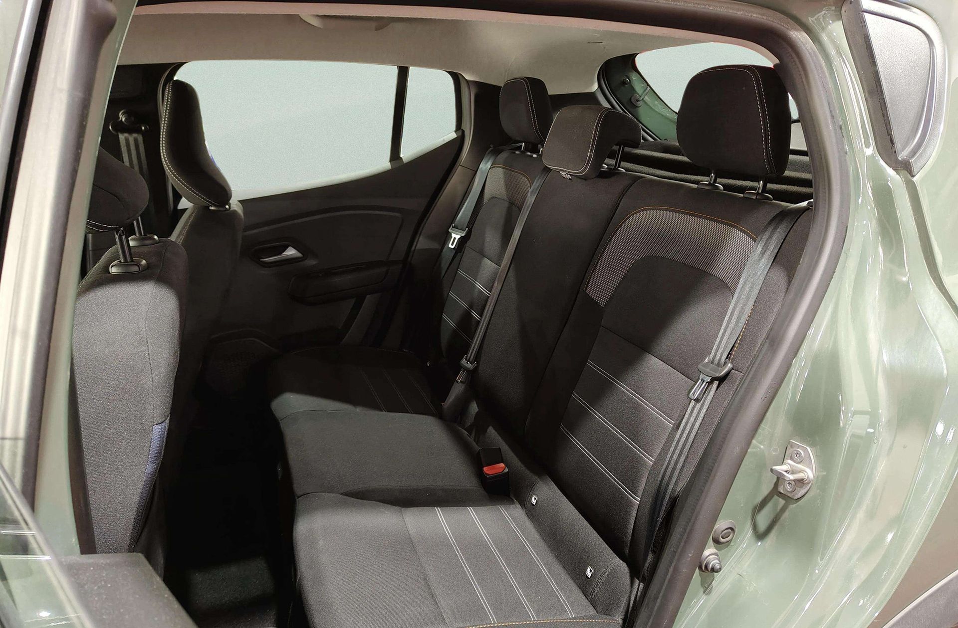 Dacia Sandero Stepway Expression Go TCe - foto 12