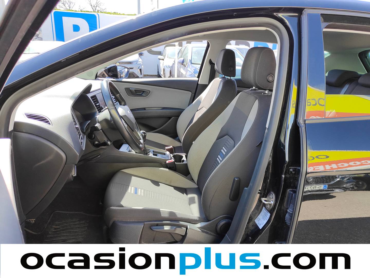 Foto asientos delanteros Seat León SEAT León 1.5 TSI S&S Style Visio Edition (130 CV)