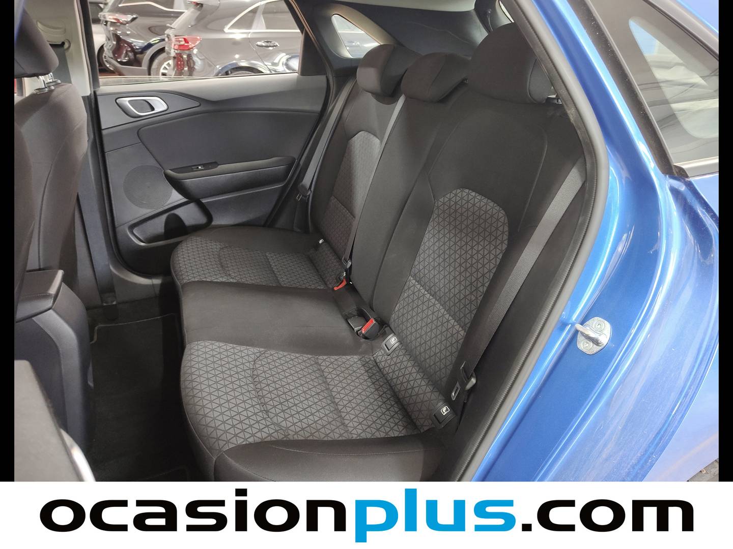 Foto asientos traseros KIA Ceed KIA Ceed Ceed 1.0 T-GDi Concept (100 CV)