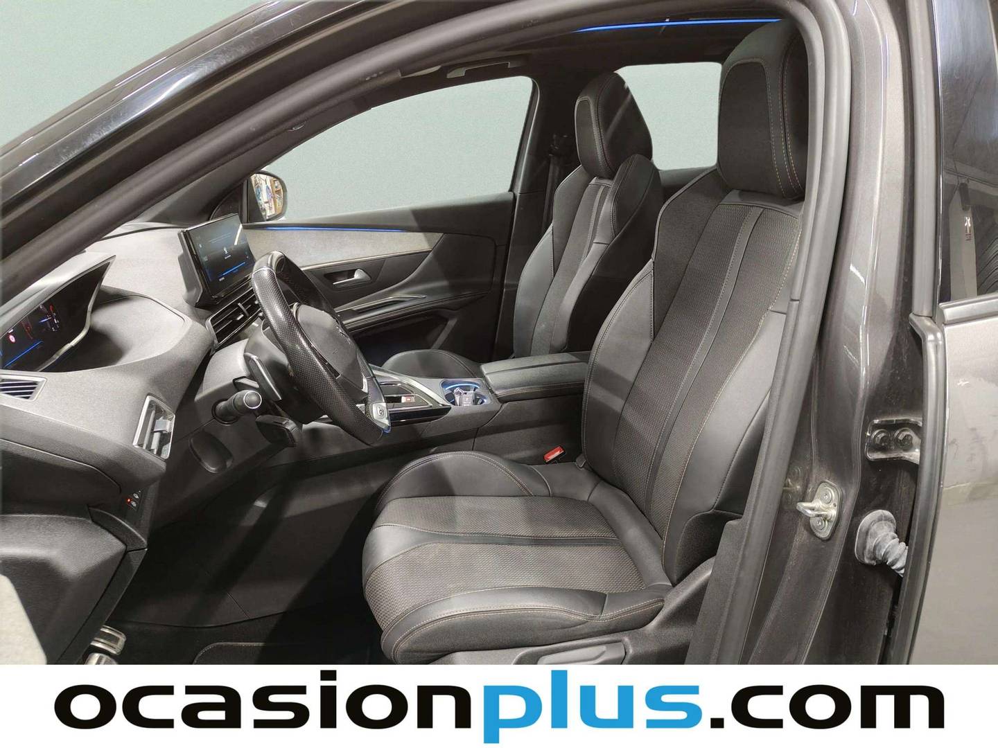 Foto Peugeot 3008 Peugeot 3008 PureTech 130 S&S GT EAT8 (130 CV)