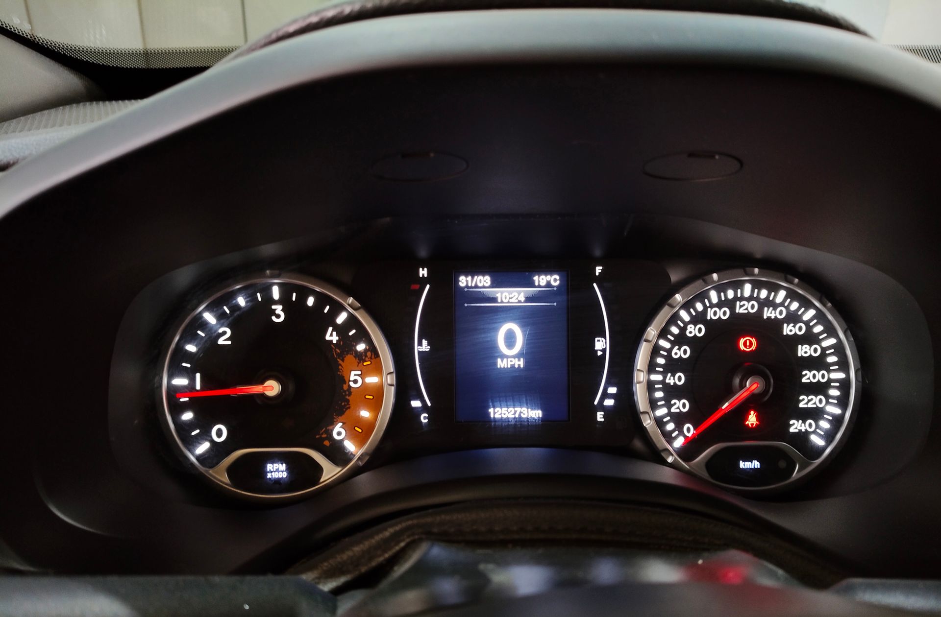 Jeep Renegade 2.0 MultiJet Longitude Active Drive 4x4 - foto 21