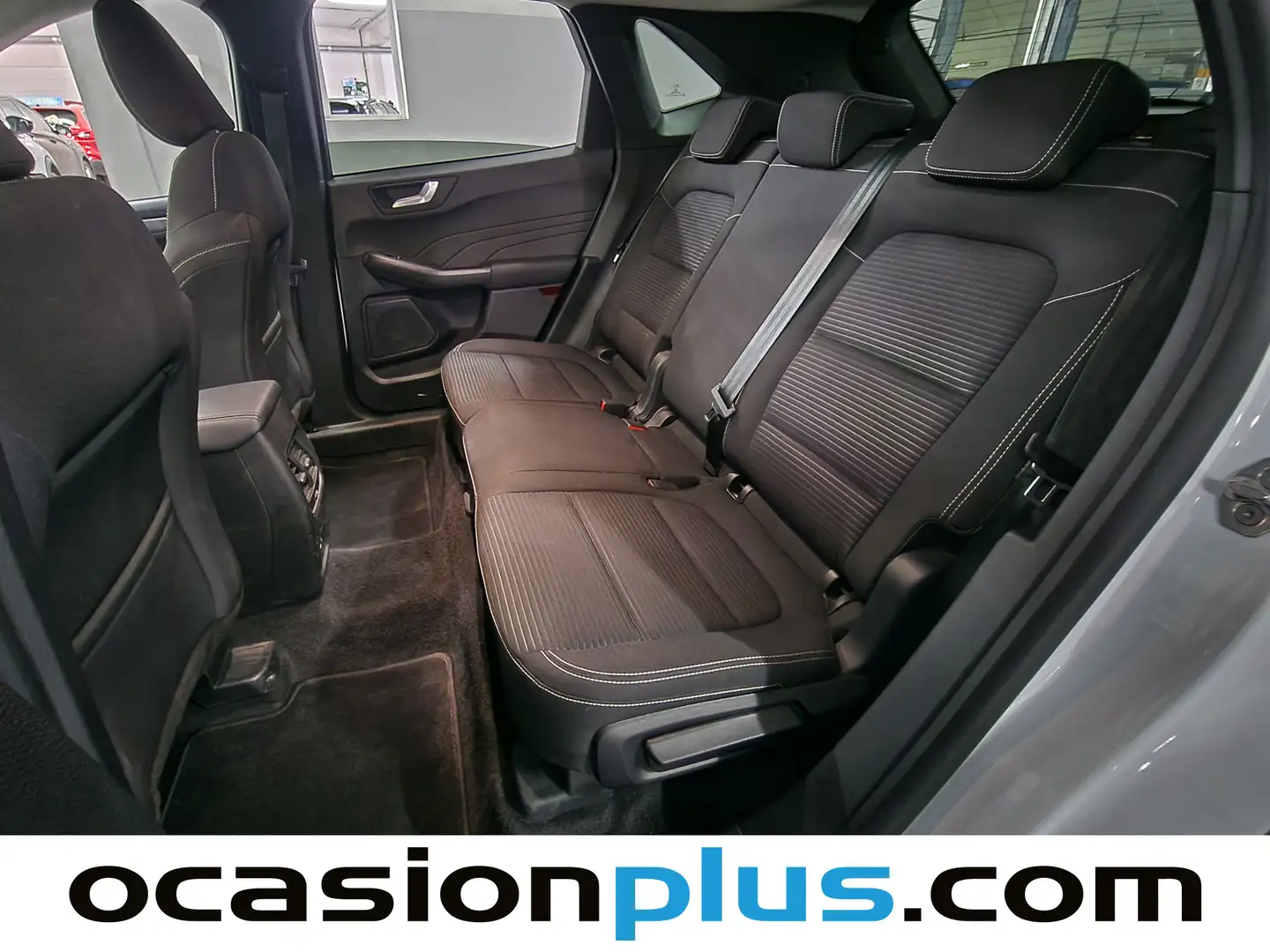 Foto Ford Kuga Ford Kuga 1.5 EcoBlue Titanium (120 CV)