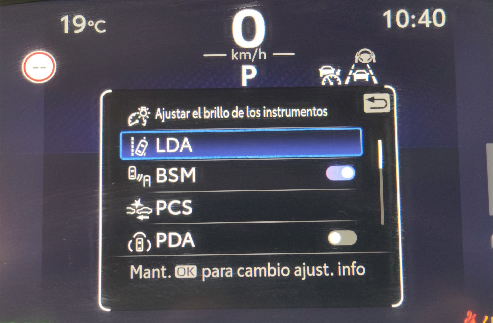Toyota Corolla 140H Style - foto 12