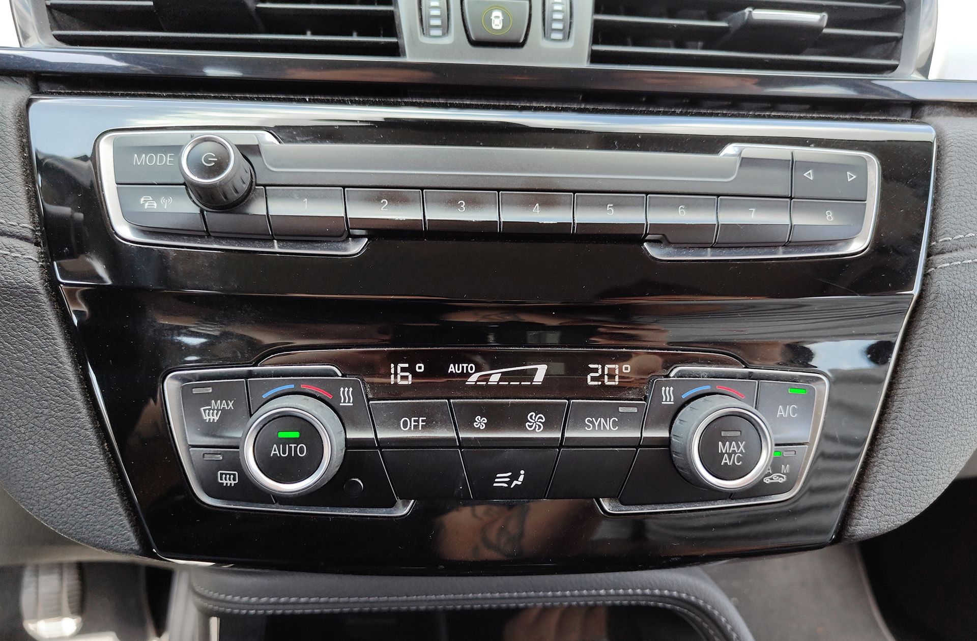 BMW X2 sDrive18d - foto 31