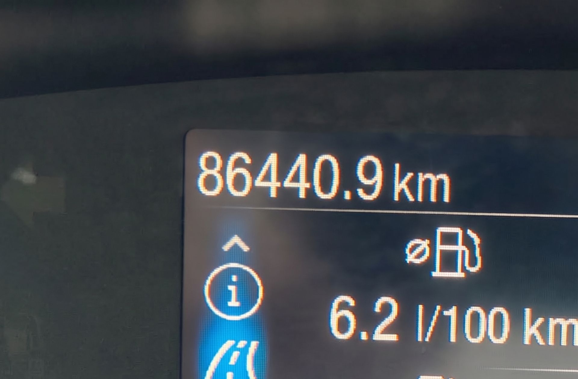 Ford Fiesta 1.0 EcoBoost MHEV ST-Line - foto 11