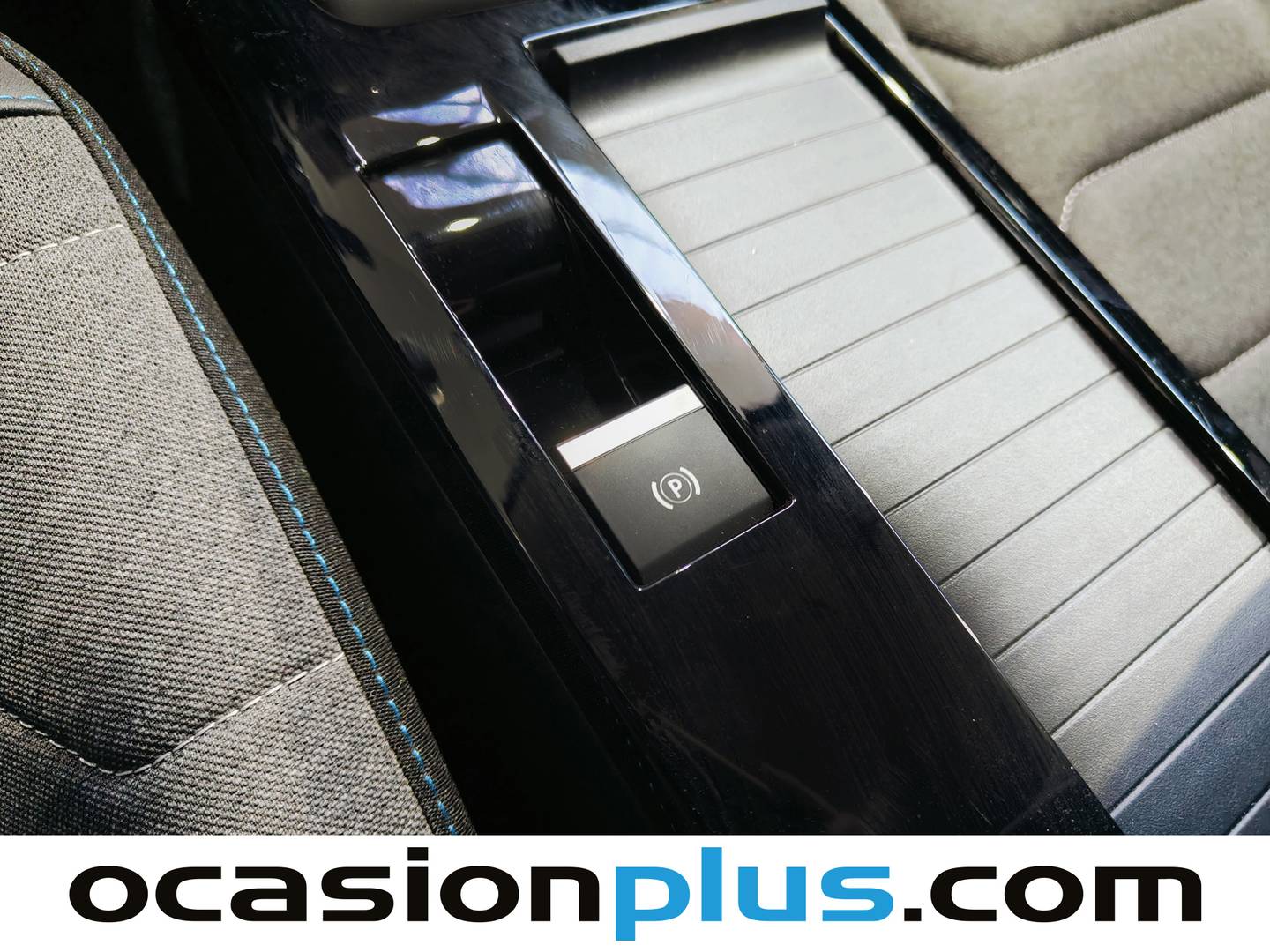 Citroën C4 Citroen C4 PureTech 130 S&S 6v Plus (131 CV) gasolina