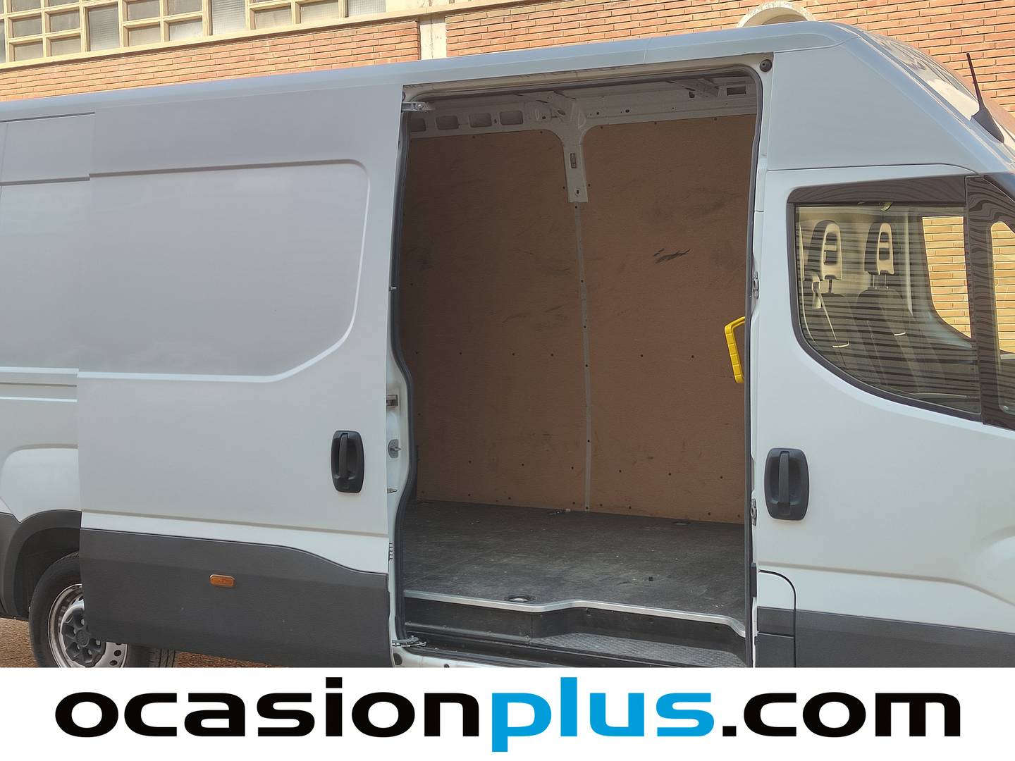 Foto Iveco Daily Iveco Daily 35S 16 V 4100/H2 (156 CV)