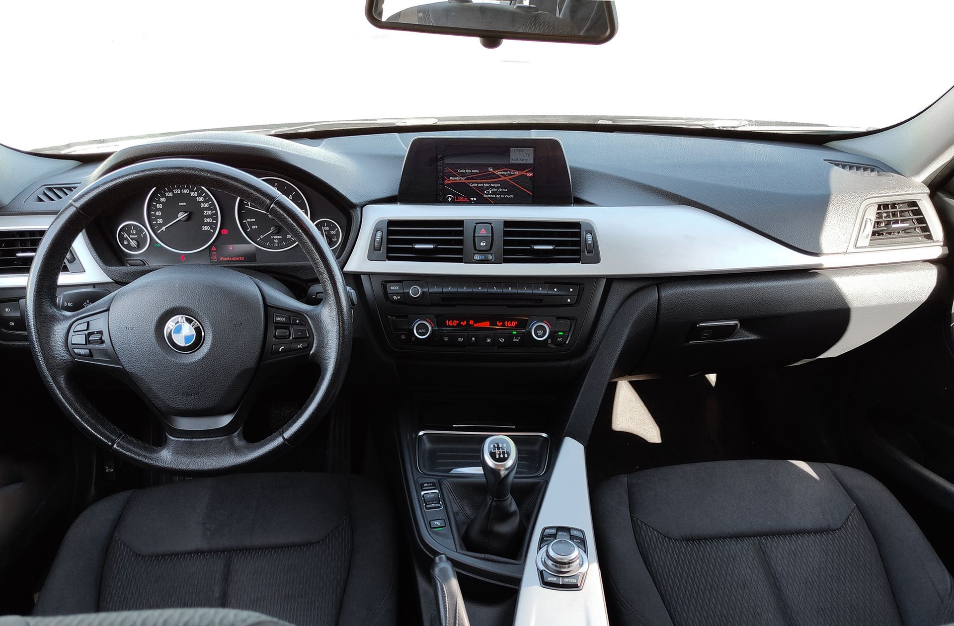 BMW Serie 3 318d - foto 6