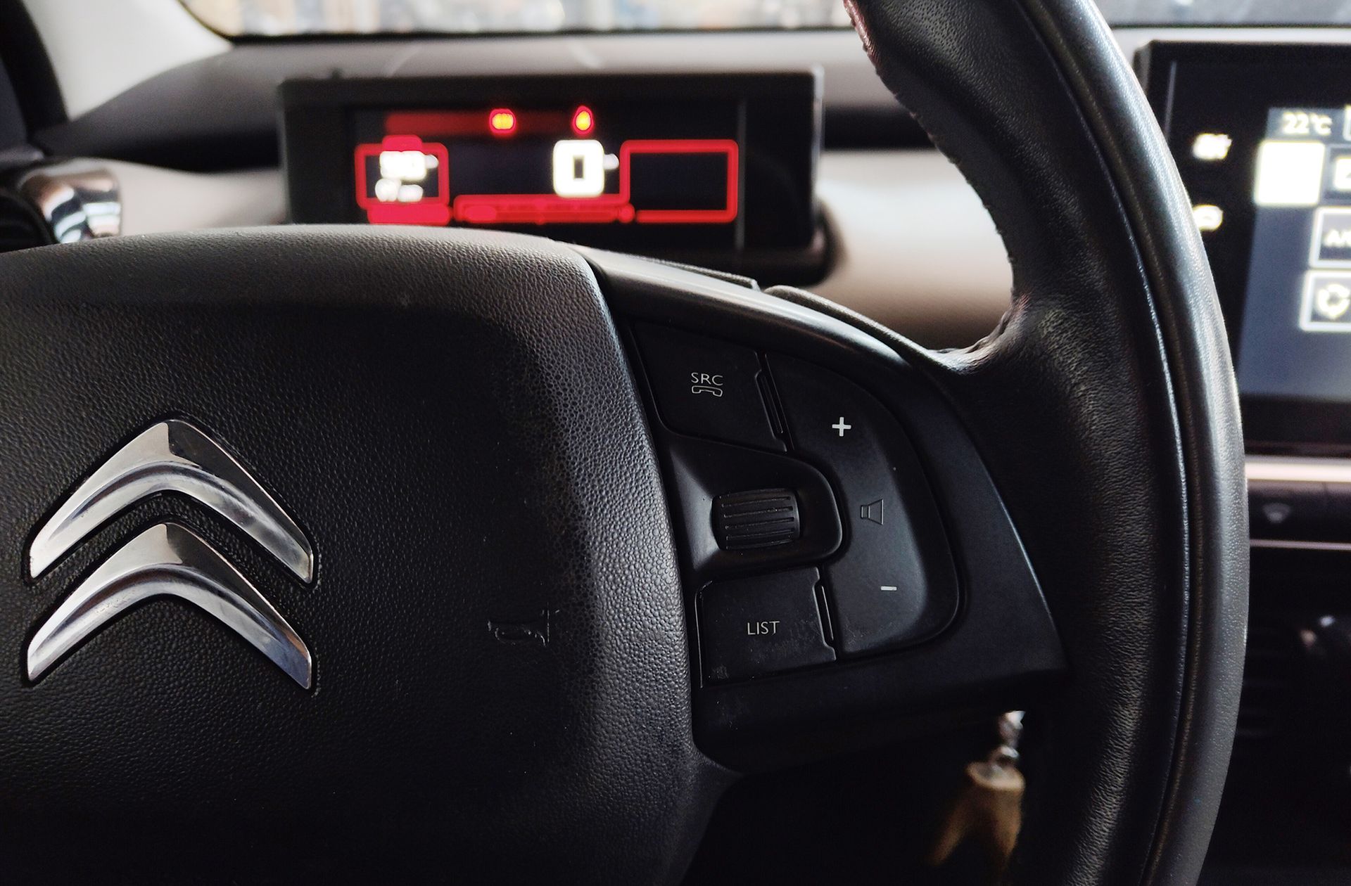 Citroën C4 Cactus 1.2 VTi Feel Fine - foto 21