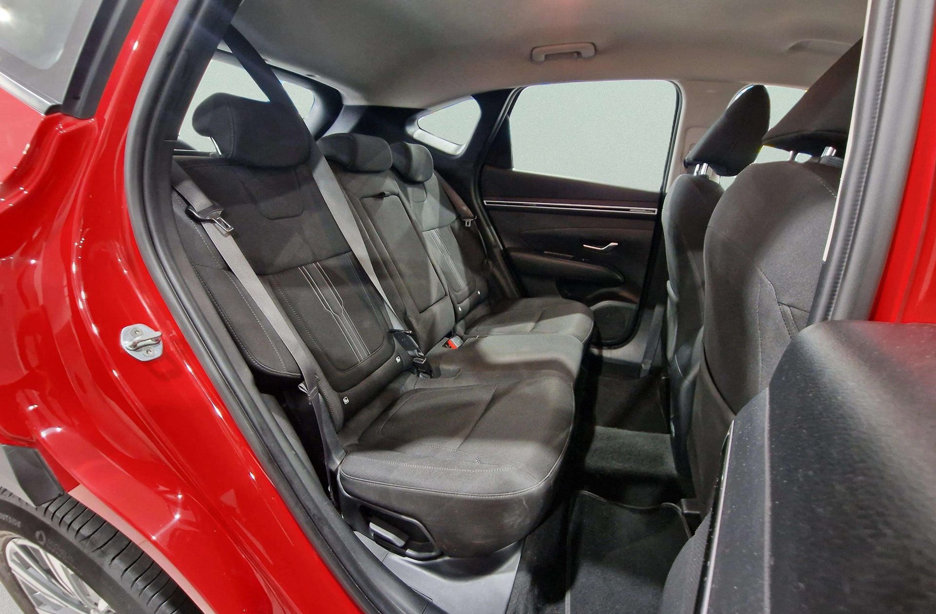 Hyundai Tucson 1.6 CRDi 48V Maxx - foto 17