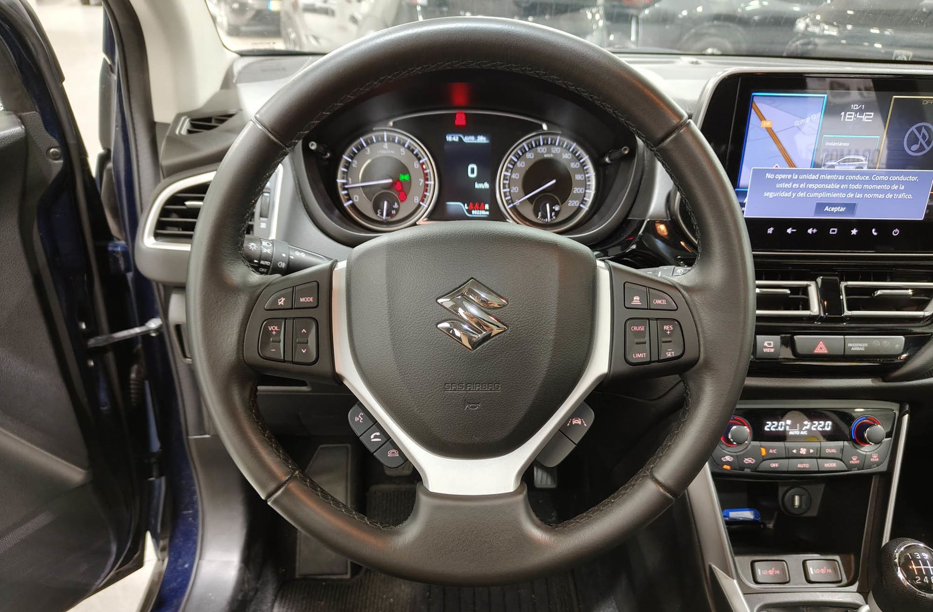 Suzuki S-Cross 1.4T Mild Hybrid S3 4WD 4x4 - foto 29