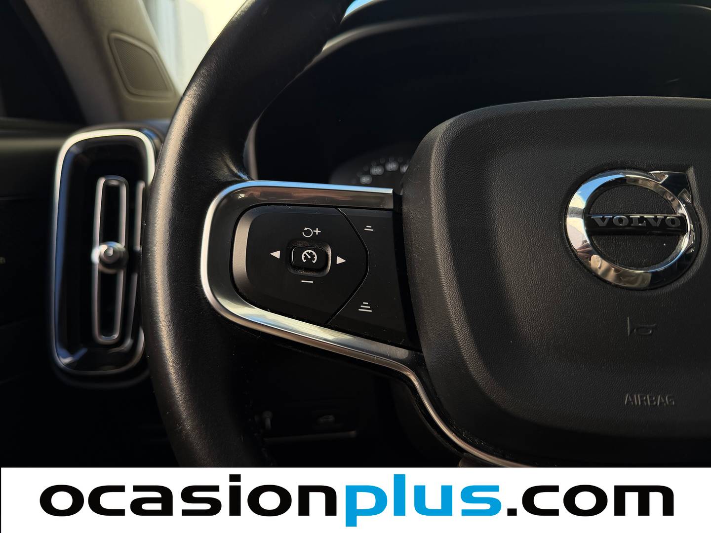 Volvo XC40 Volvo XC40 T4 Momentum Auto (190 CV) de segunda mano