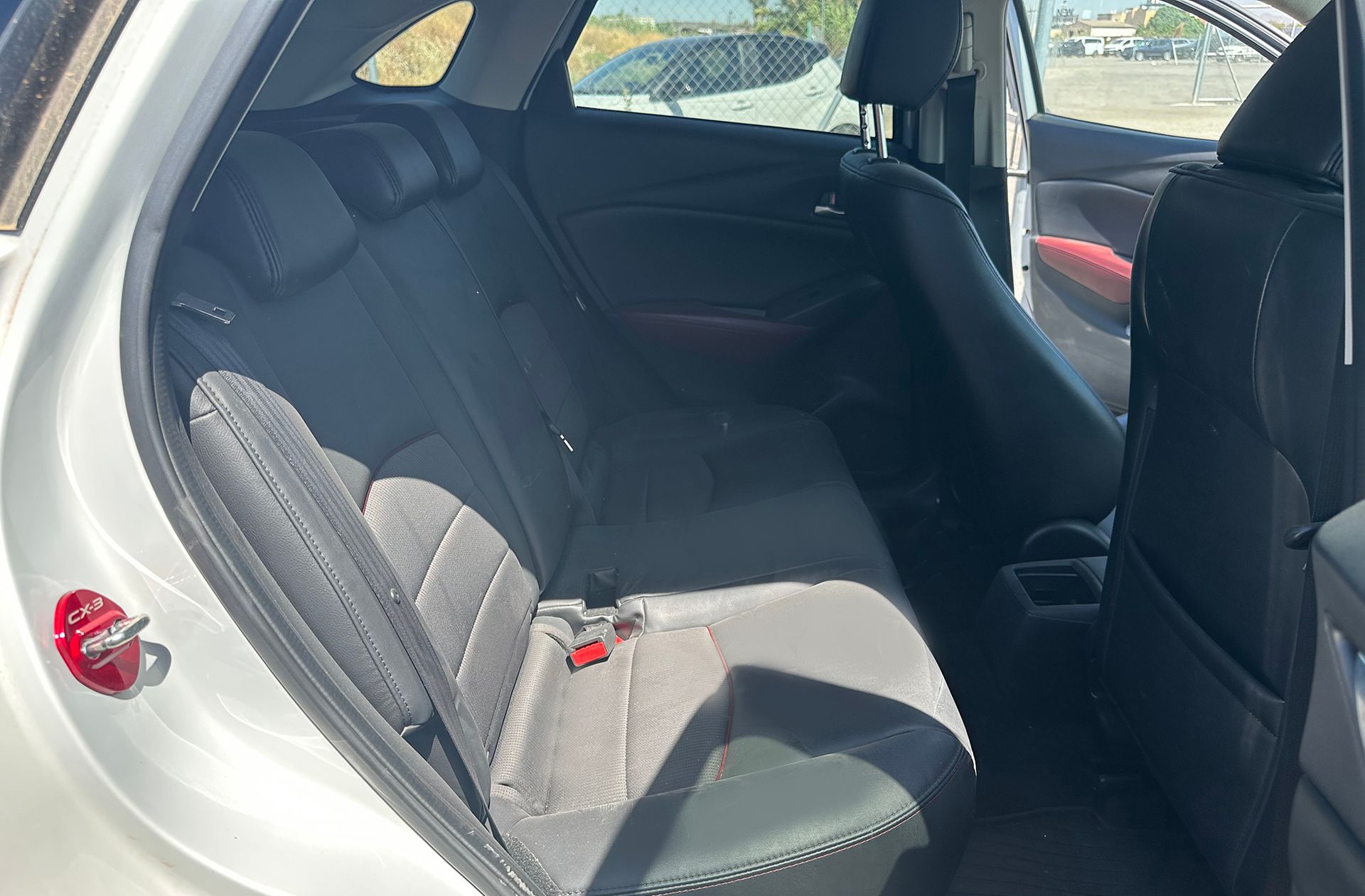 Mazda CX-3 1.5 DE Skyactiv Luxury 2WD - foto 13