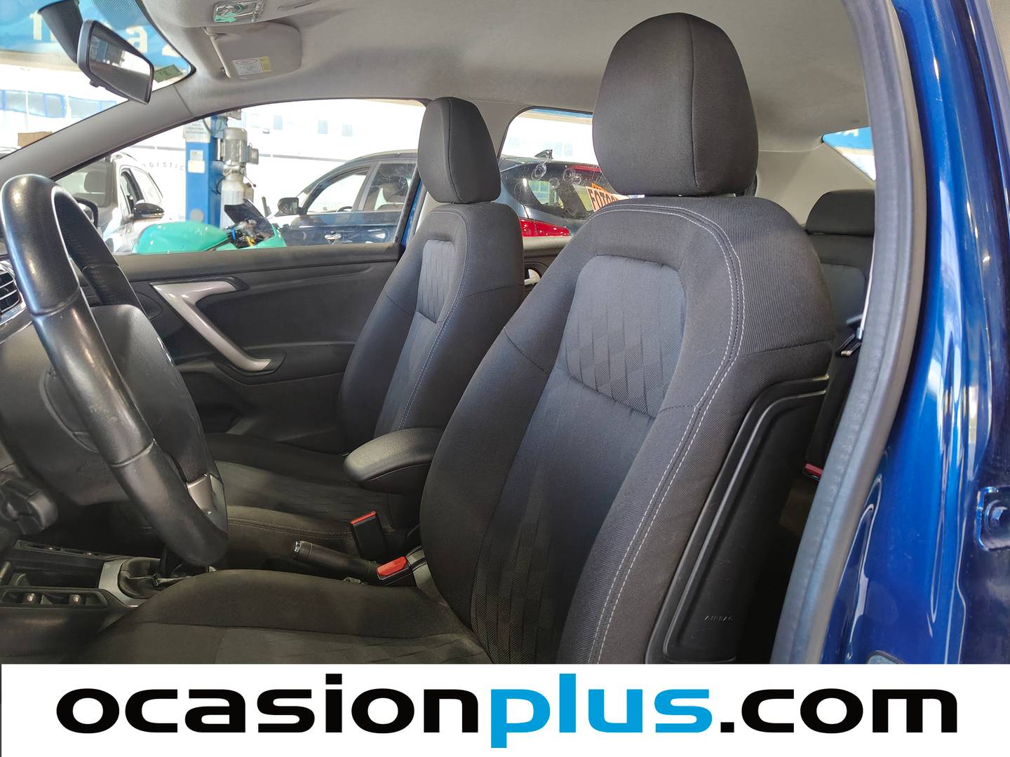 Foto asientos delanteros Citroën C-Elysée Citroën C-Elysee BlueHDi 100 Shine (102 CV)