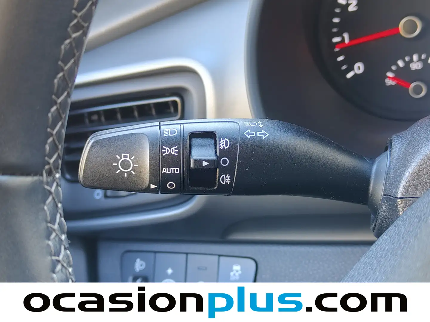 Foto KIA Stonic Kia Stonic 1.2 DPi Concept (84 CV)