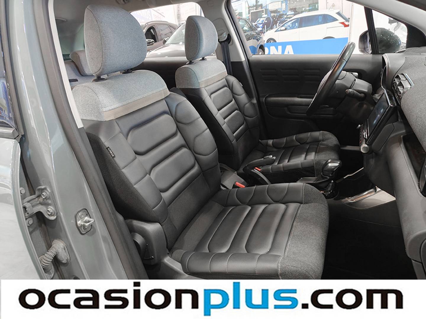 Foto Citroën C3 Aircross Citroen C3 Aircross PureTech 130 Shine Pack EAT6 Auto (131 CV)