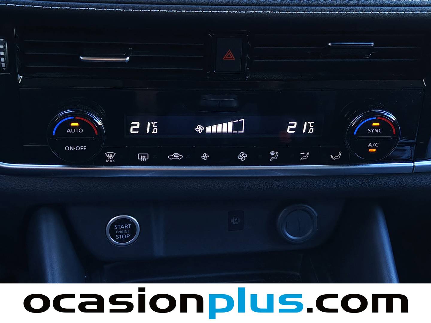 Foto Nissan QASHQAI Nissan Qashqai DIG-T 140 N-Connecta (140 CV)