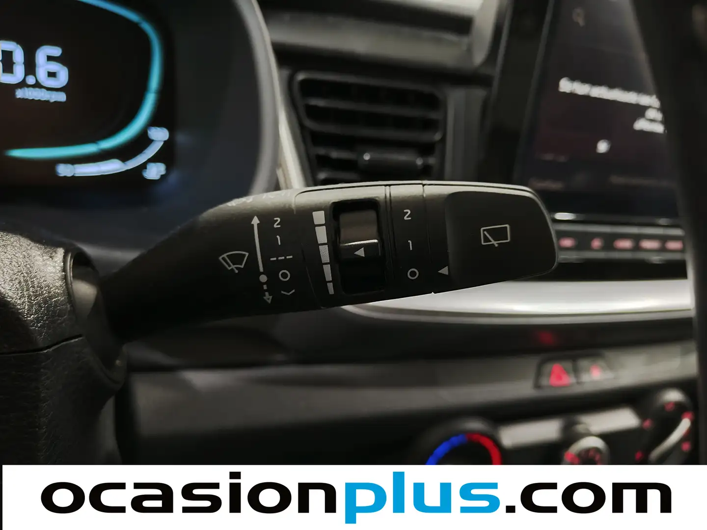 Foto KIA Stonic Kia Stonic 1.2 DPi Concept  (79 CV)