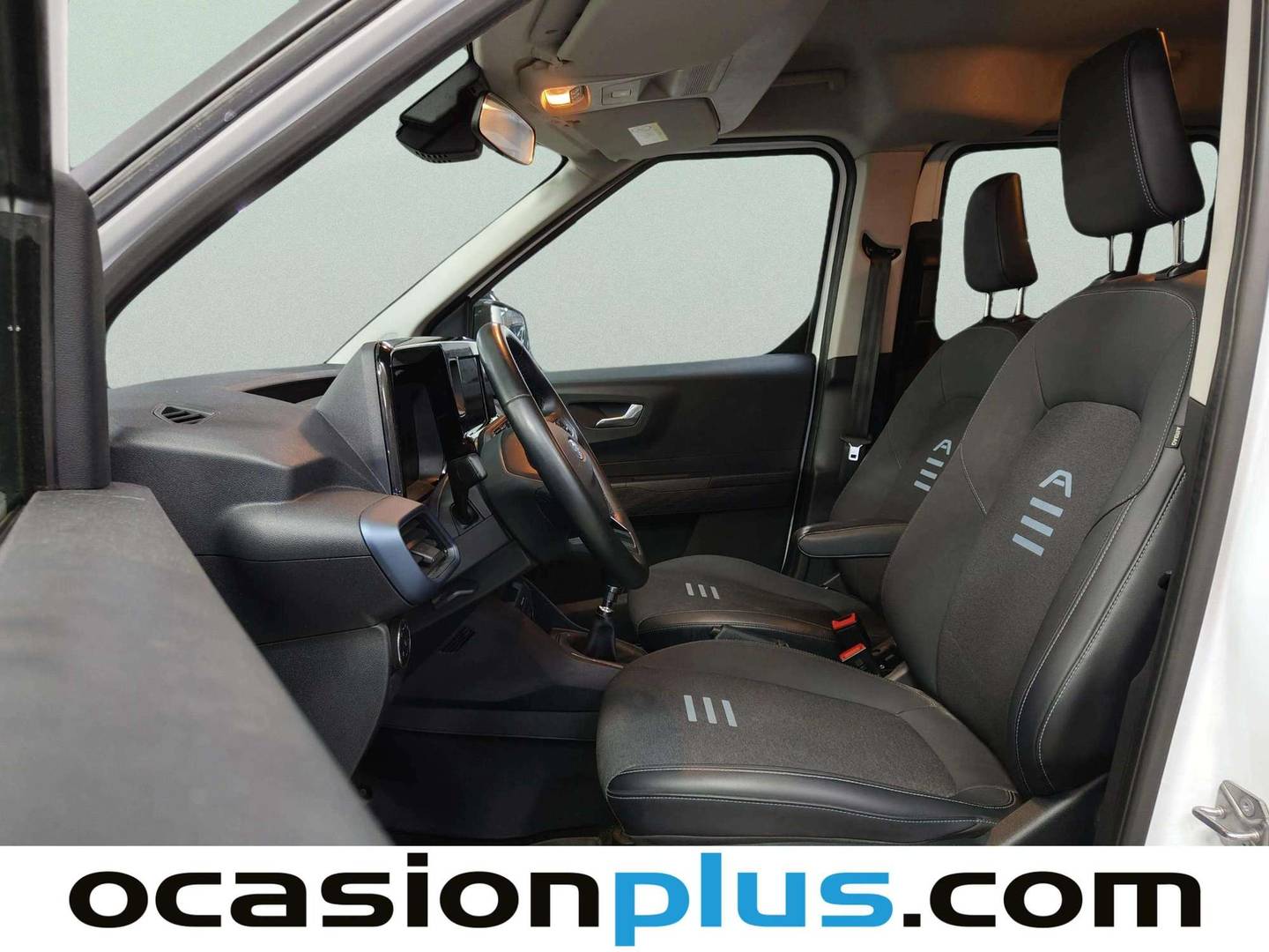Foto asientos delanteros Ford Tourneo Courier Ford Tourneo Courier 1.0 Ecoboost Active (125 CV)