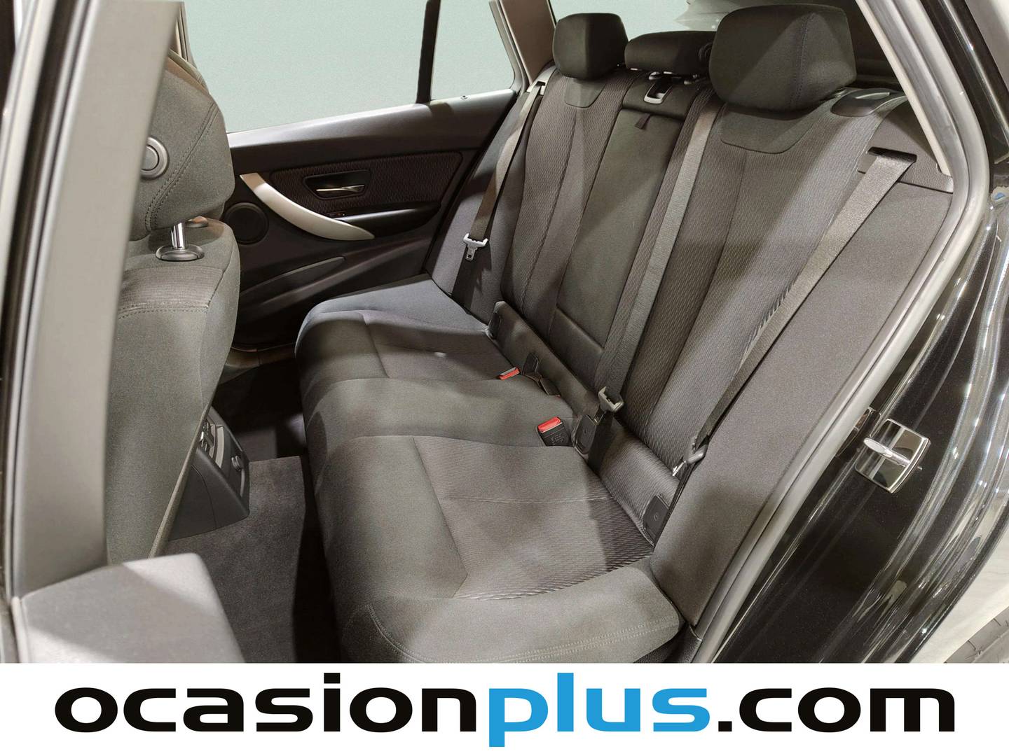 Foto asientos traseros BMW Serie 3 BMW Serie 3 318d Touring (150 CV)