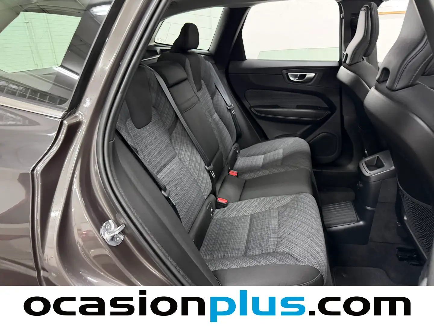 Foto Volvo XC60 Volvo XC60 T6  Recharge Core AWD Auto  (350 CV)